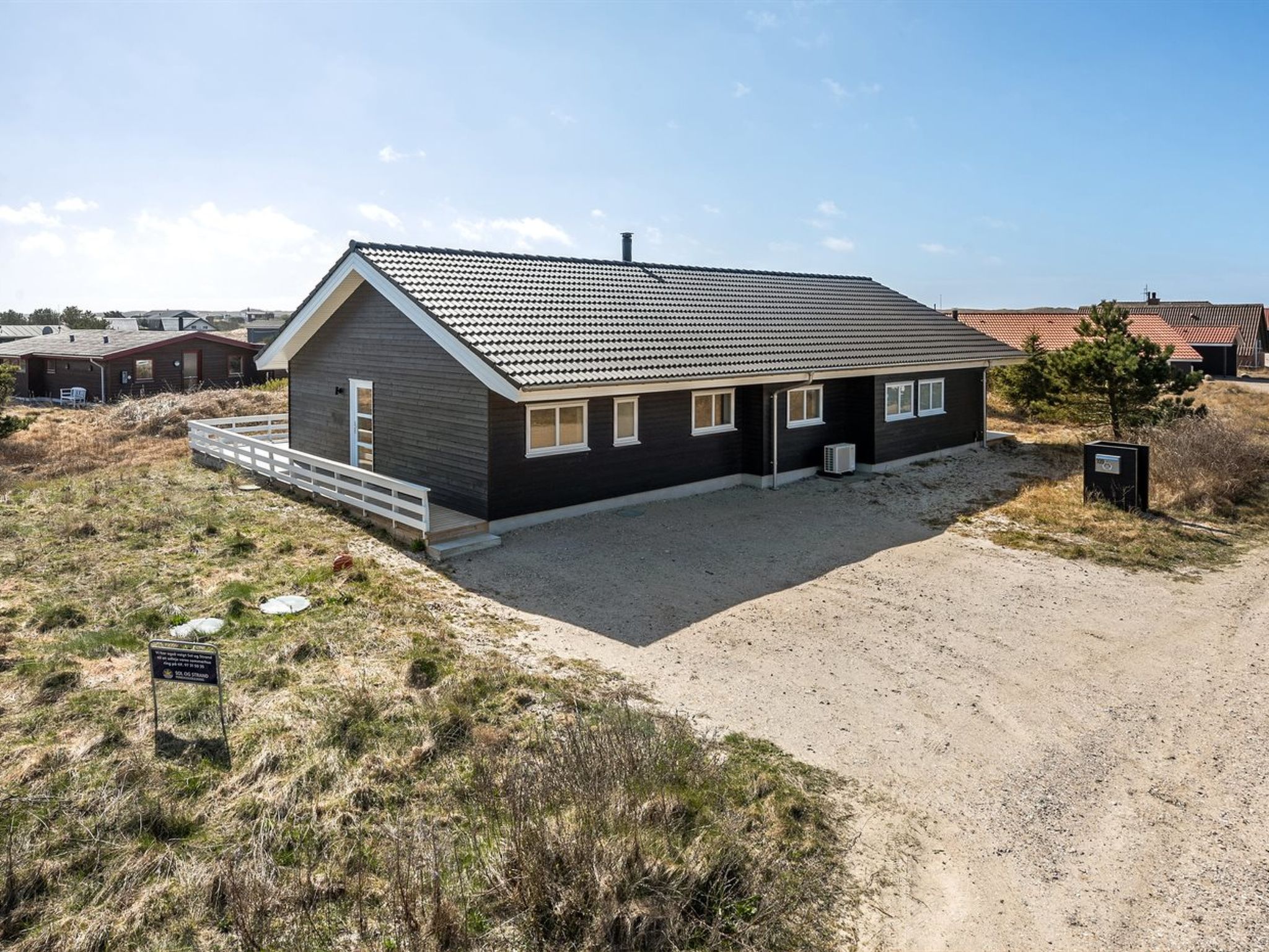 "Karen" - 900m from the sea-Draußen