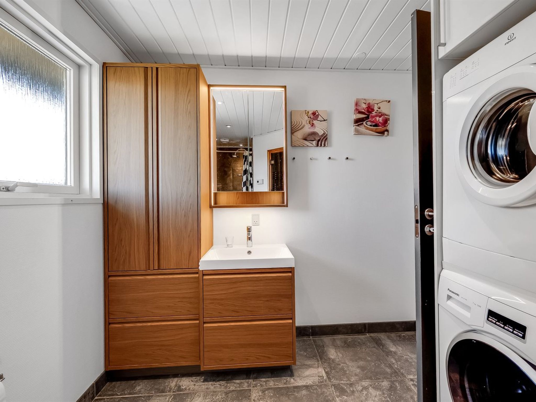 "Lill" - 50m from the sea-Binnen