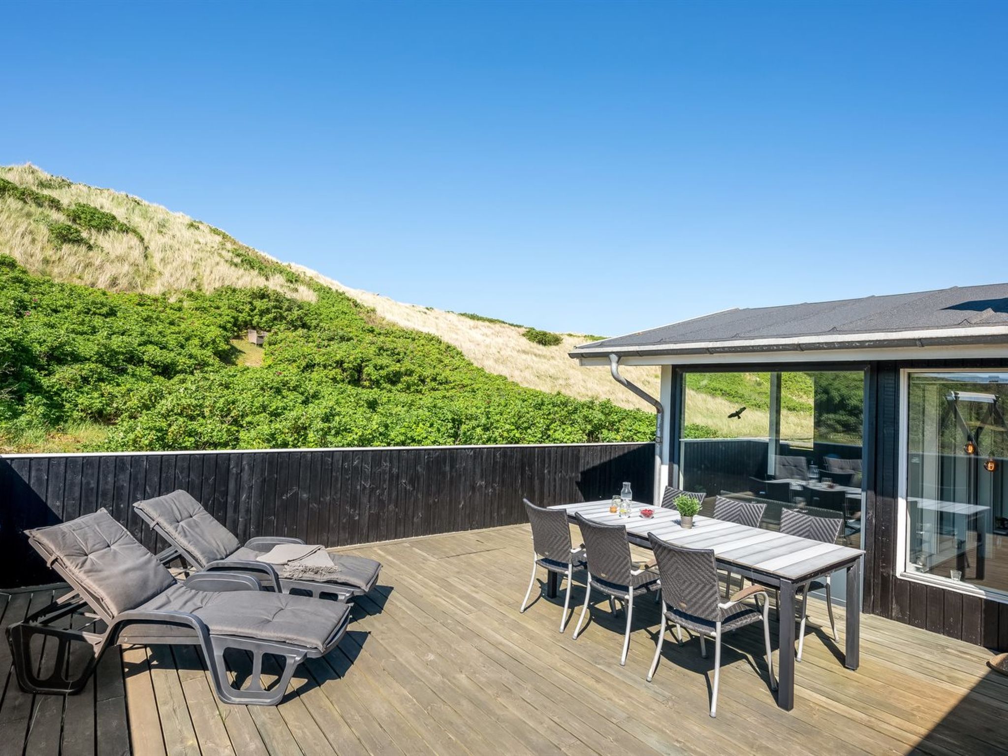 "Lill" - 50m from the sea - Outside