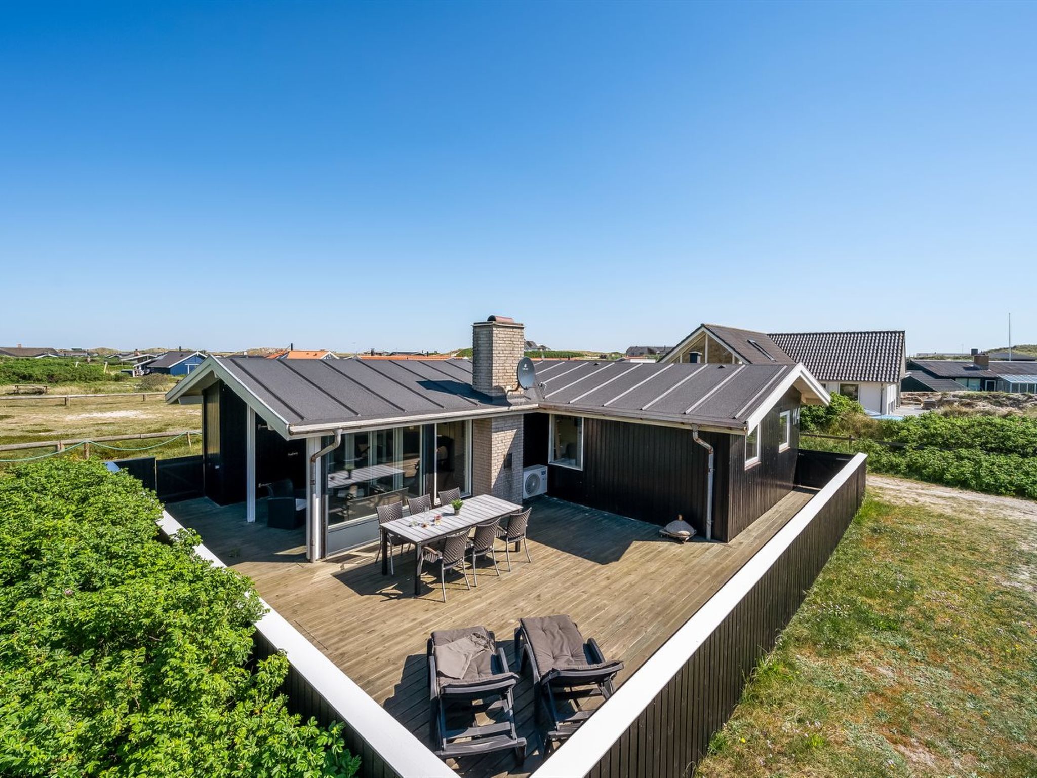 "Lill" - 50m from the sea - Outside