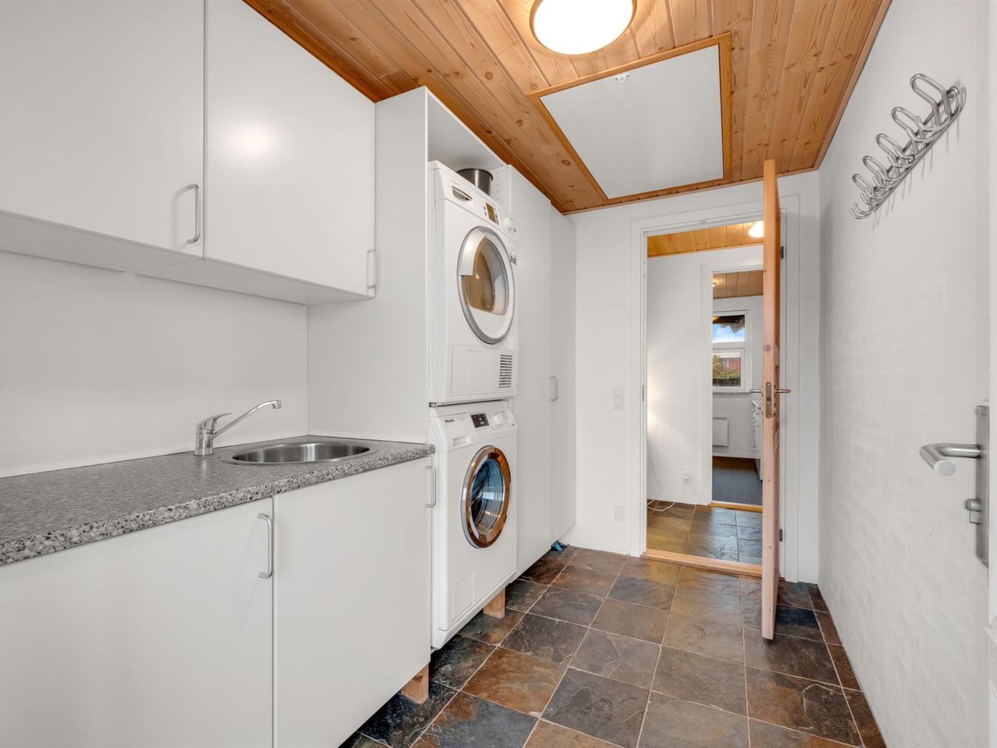 "Fietje" - 500m to the fjord-Binnen