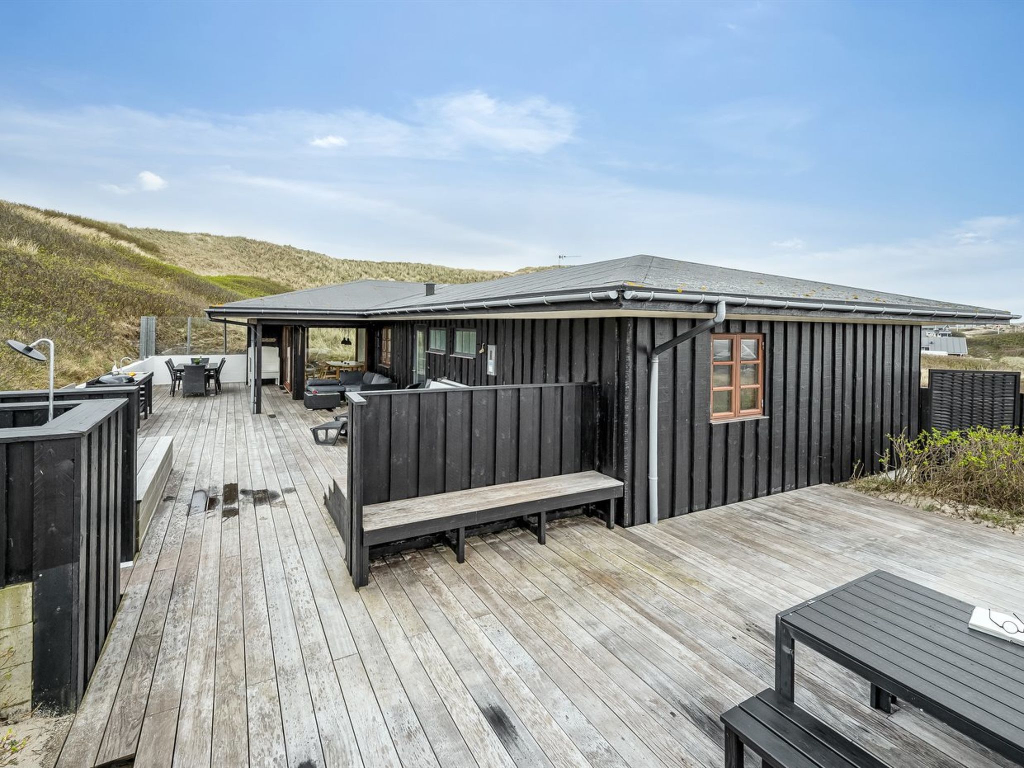 "Eyla" -  from the sea - Buiten