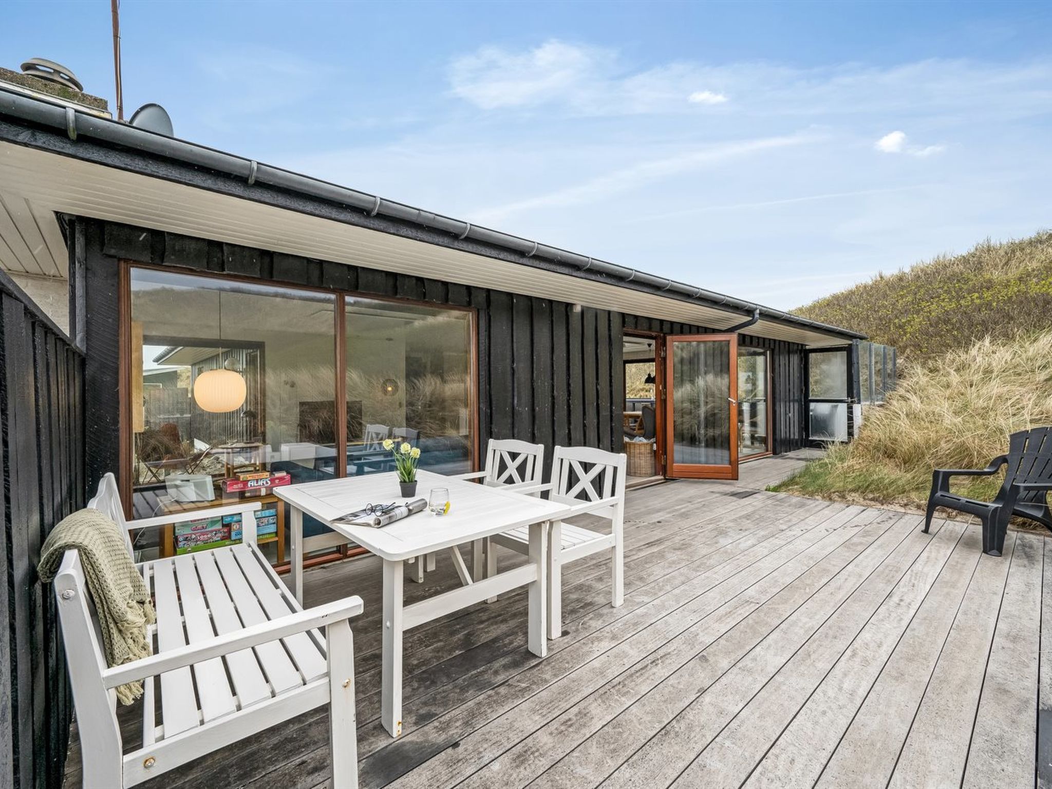 "Eyla" -  from the sea - Buiten