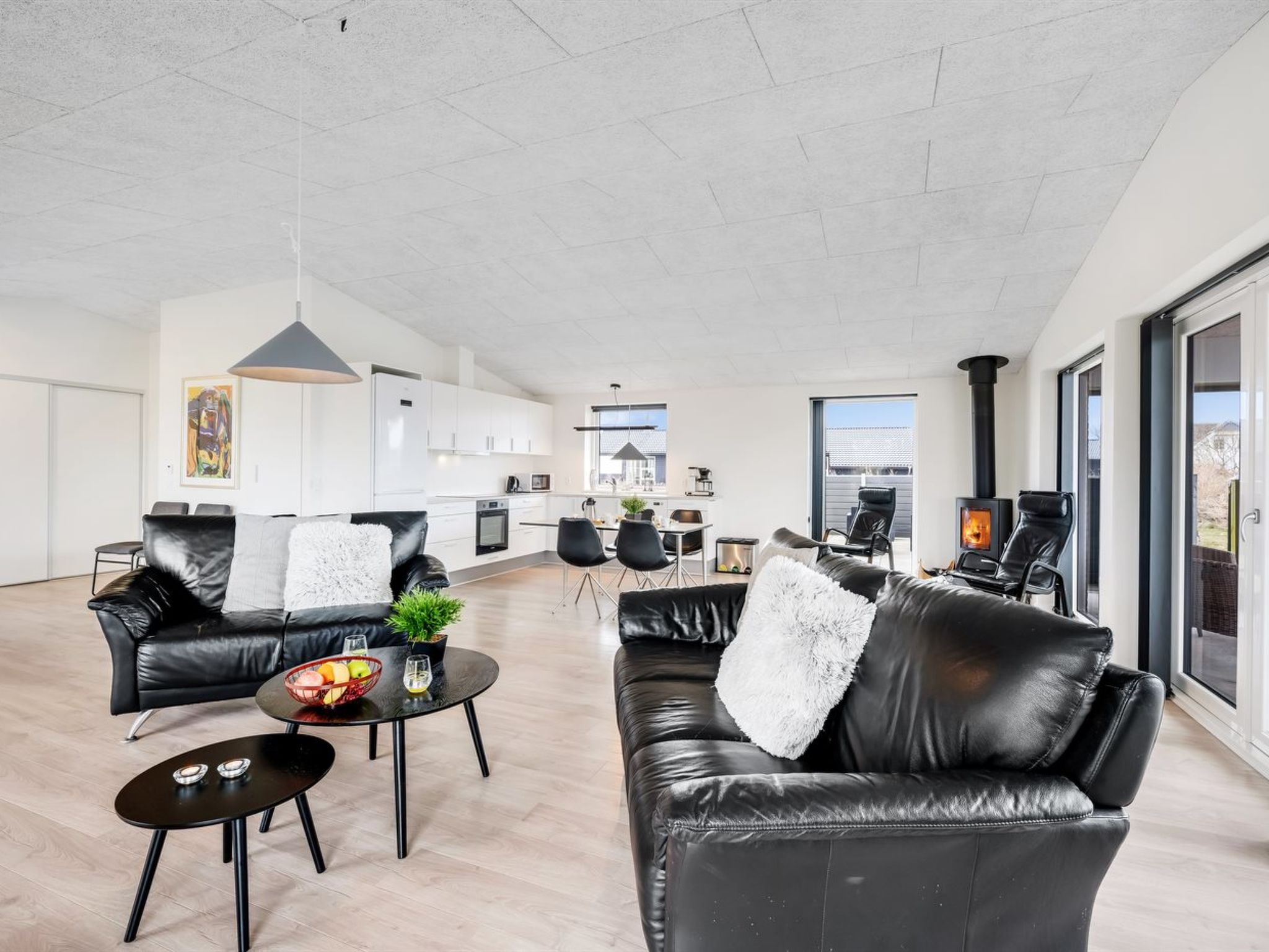 "Dorrit" - 1.2km from the sea-Drinnen