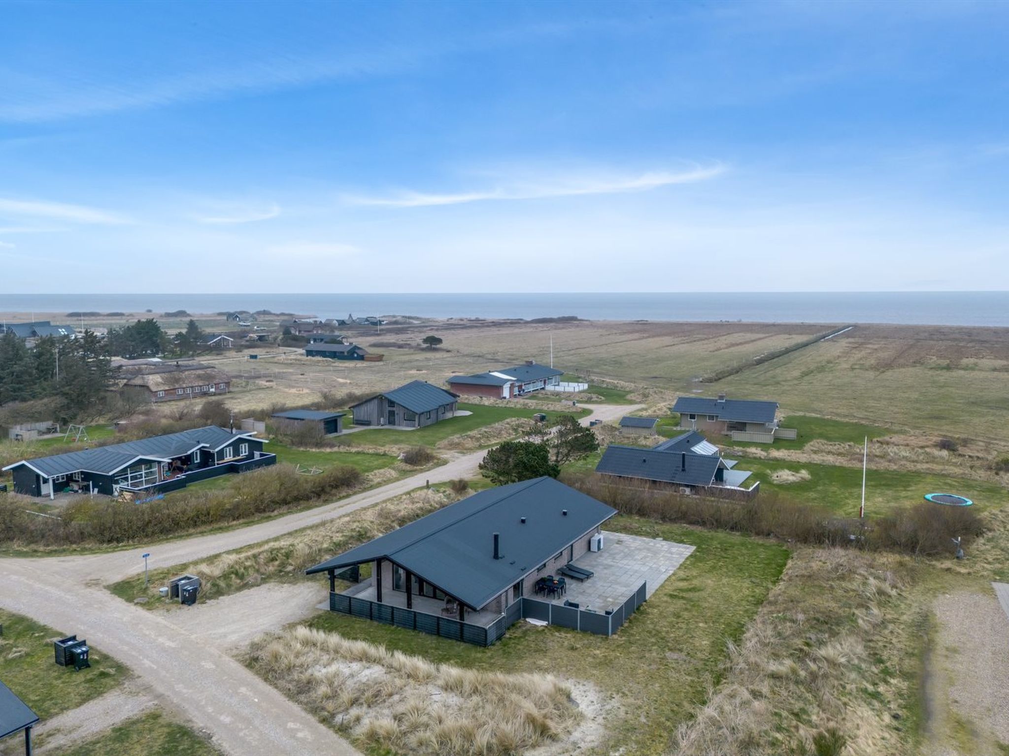 "Dorrit" - 1.2km from the sea-Draußen