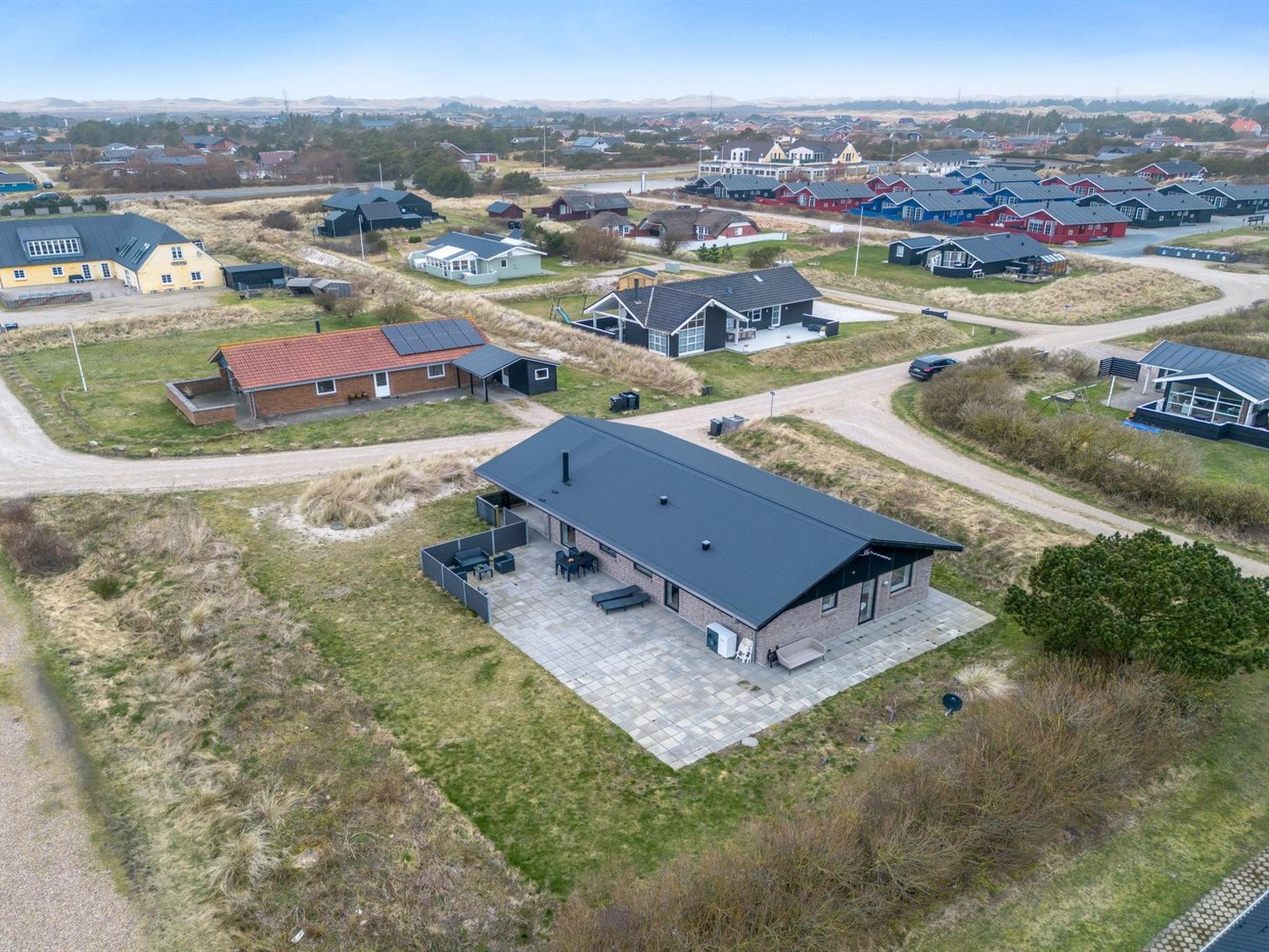 "Dorrit" - 1.2km from the sea-Draußen