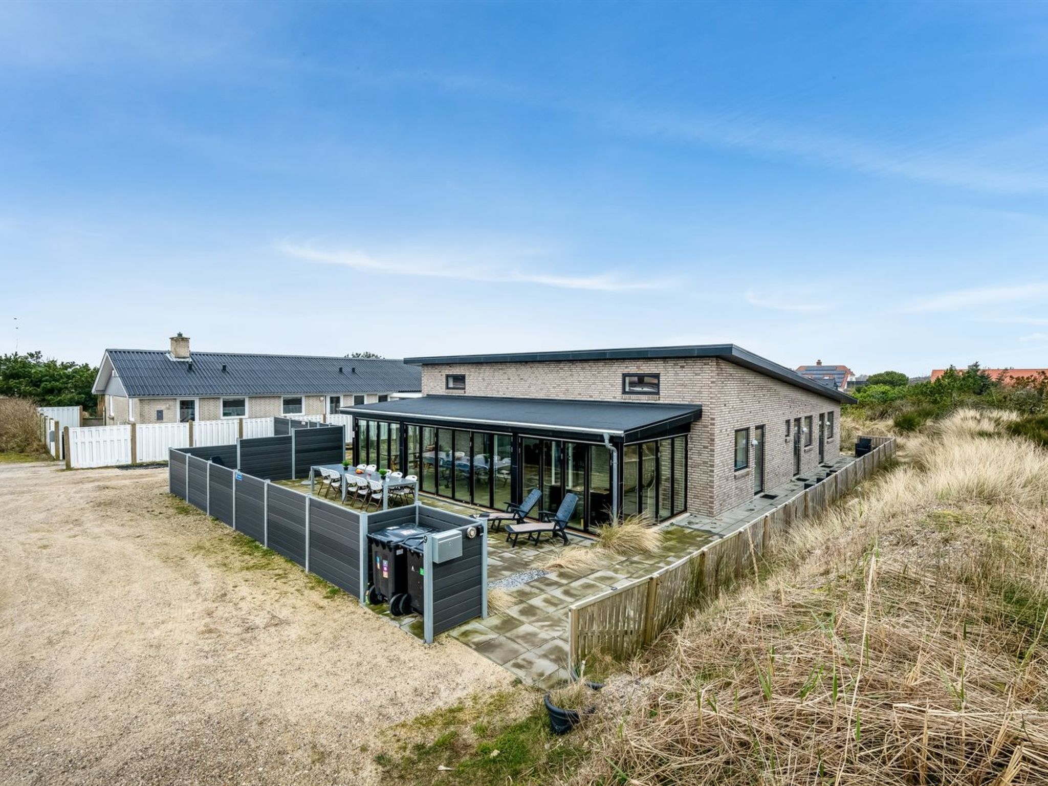 "Clarabelle" - 1.2km from the sea