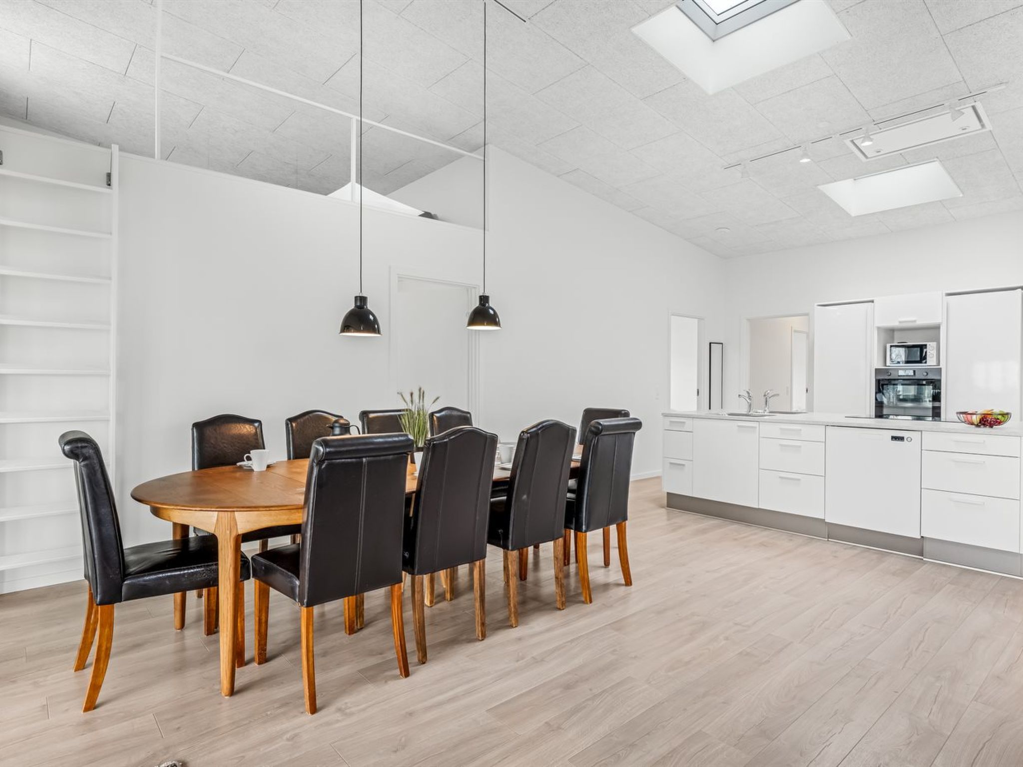 "Clarabelle" - 1.2km from the sea - Inside
