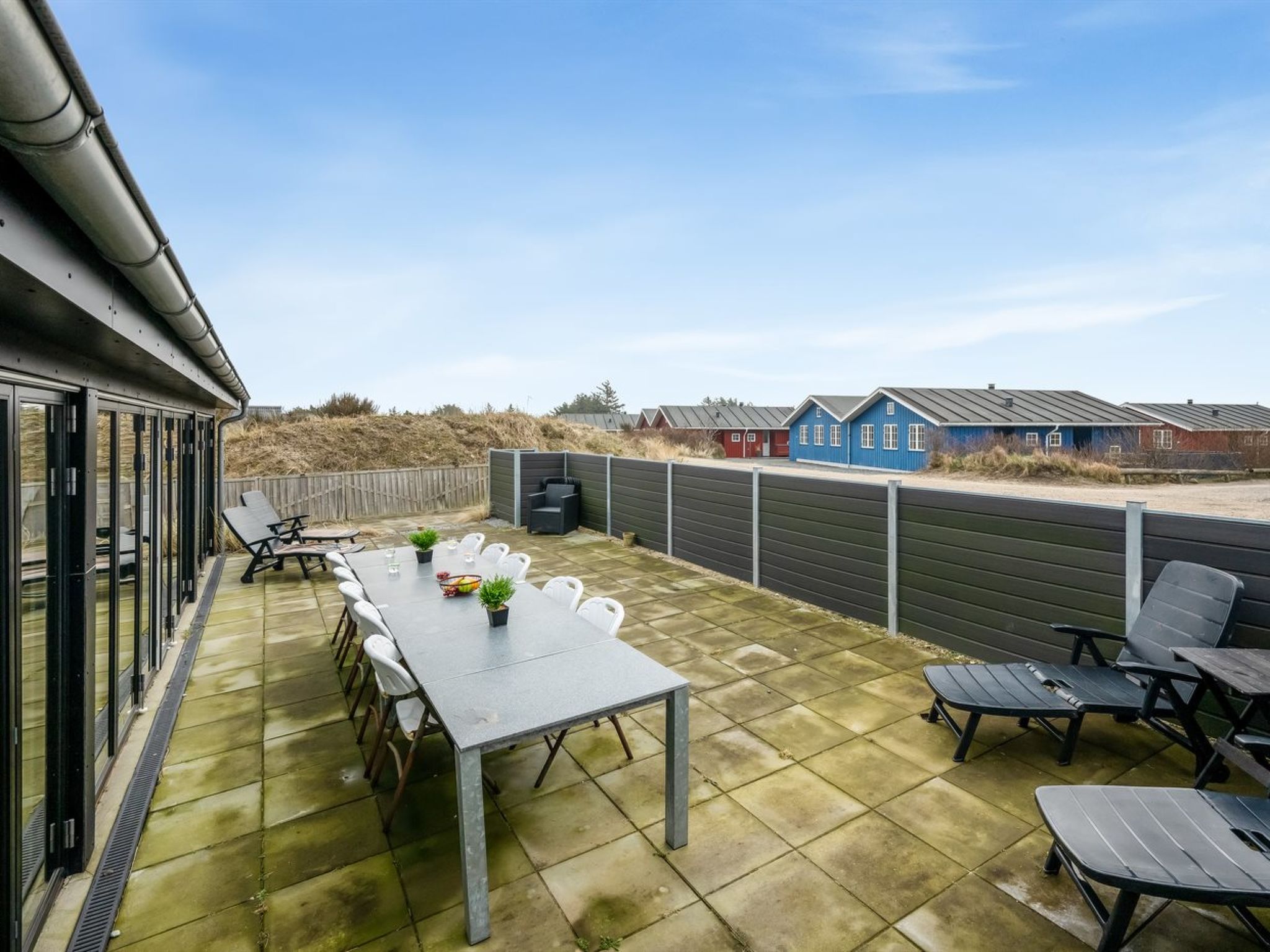 "Clarabelle" - 1.2km from the sea - Outside