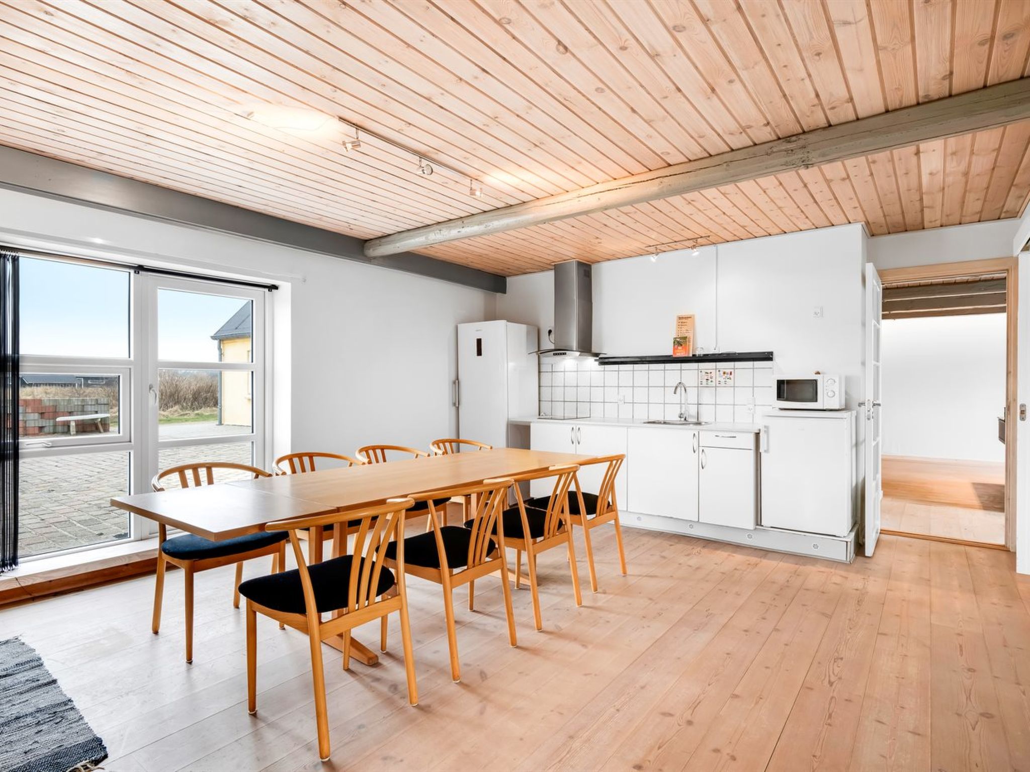 "Nafne" - 1.2km from the sea-Inside