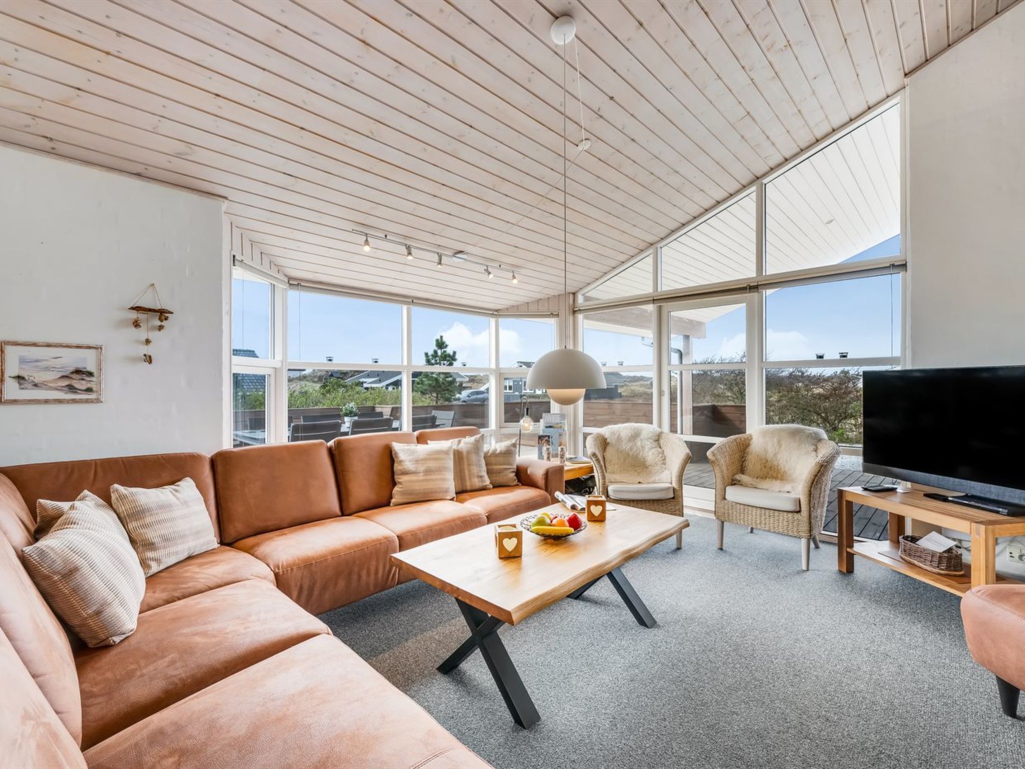 "Aurore" - 700m from the sea - Drinnen