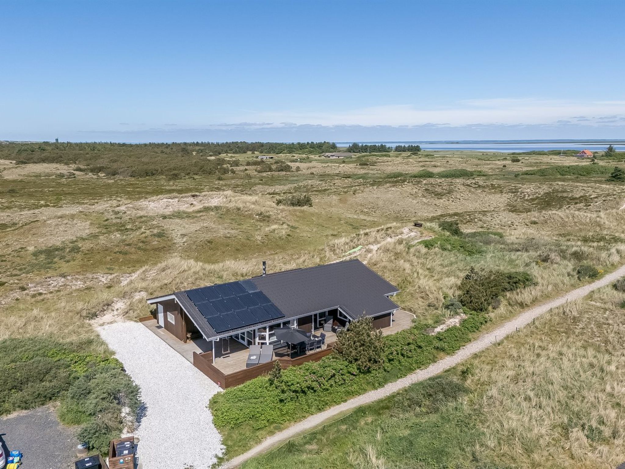 "Aurore" - 700m from the sea - Draußen