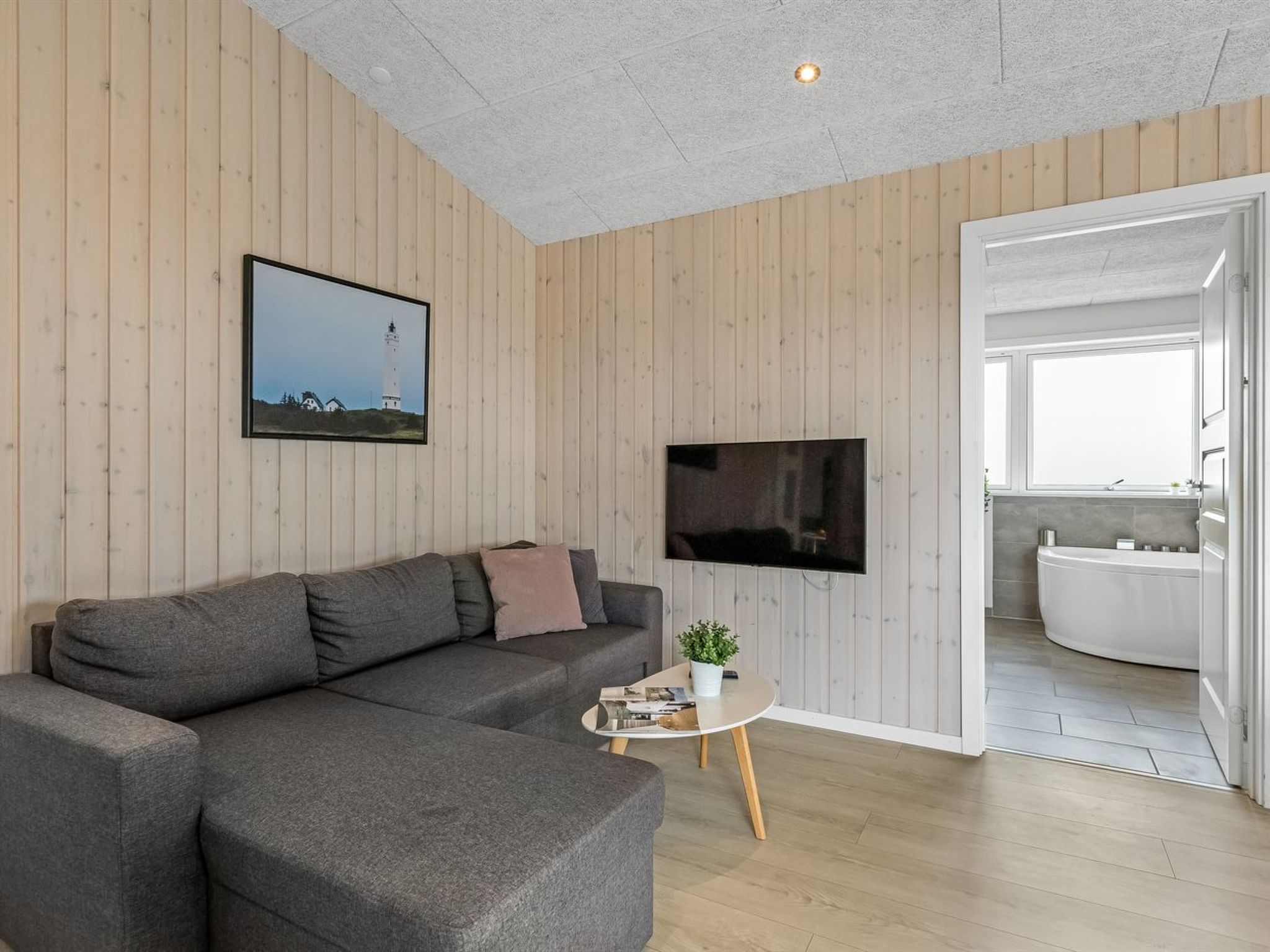 "Emeli" - 400m from the sea-Binnen