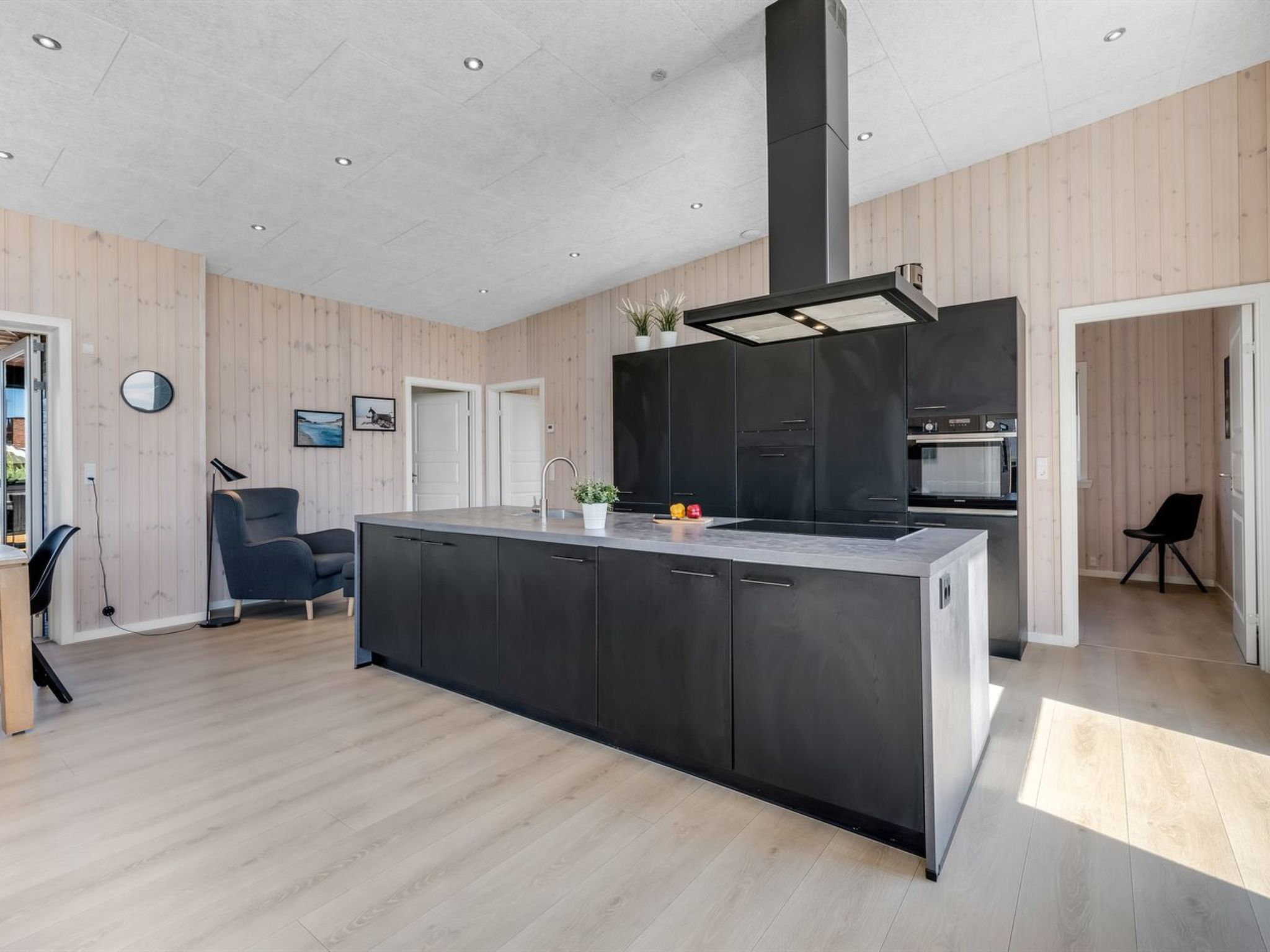 "Marius" - 400m from the sea - Binnen