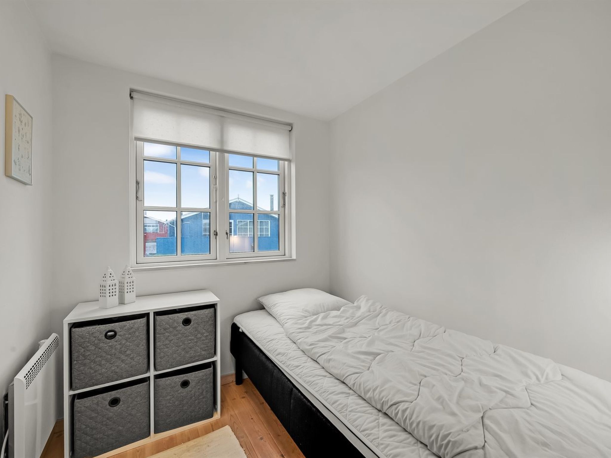 "Binta" - 300m to the fjord-Inside