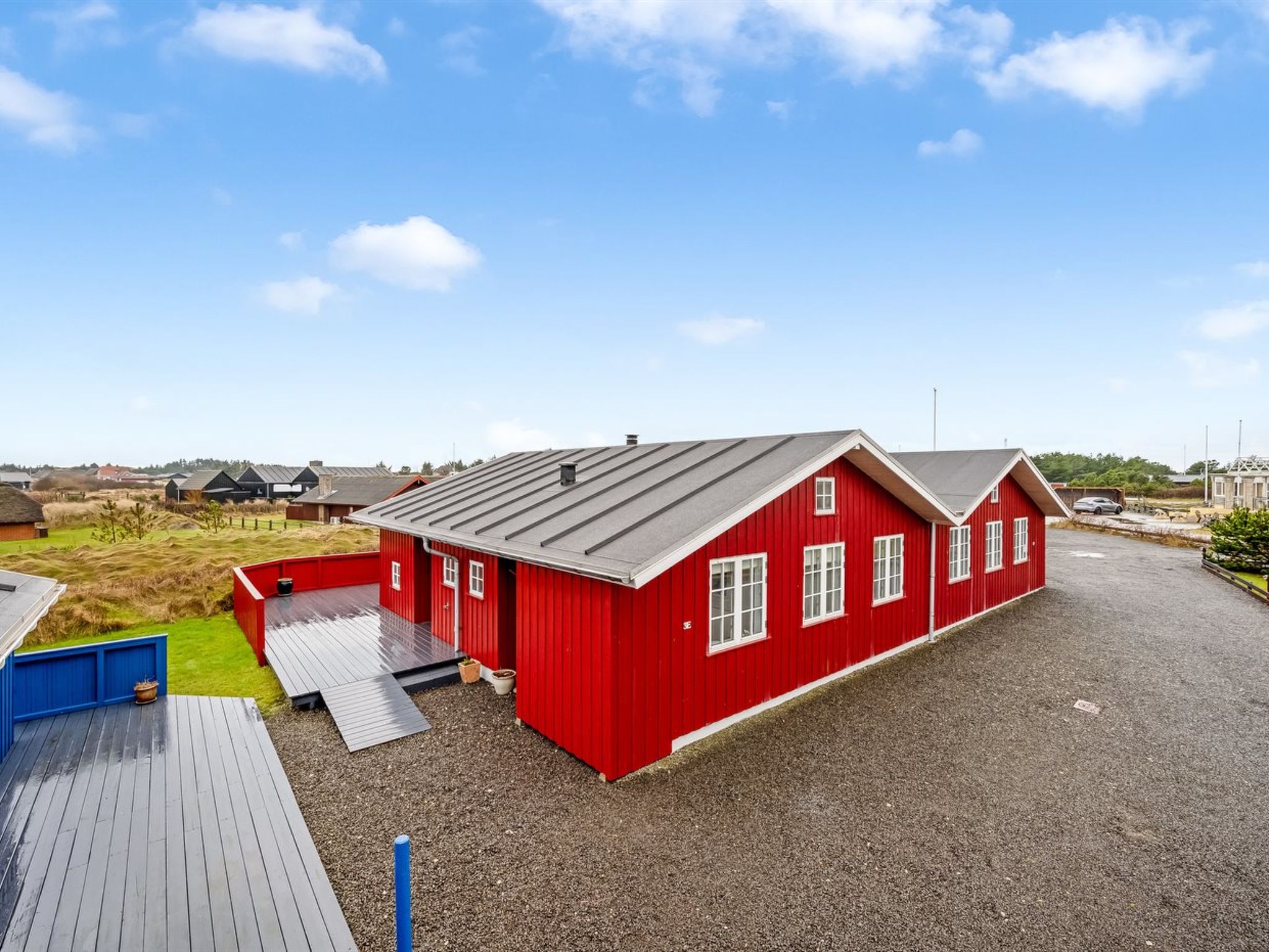 "Binta" - 300m to the fjord-Outside