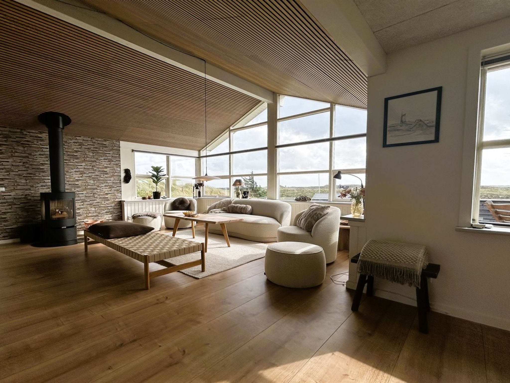 "Ema" - 500m from the sea - Inside