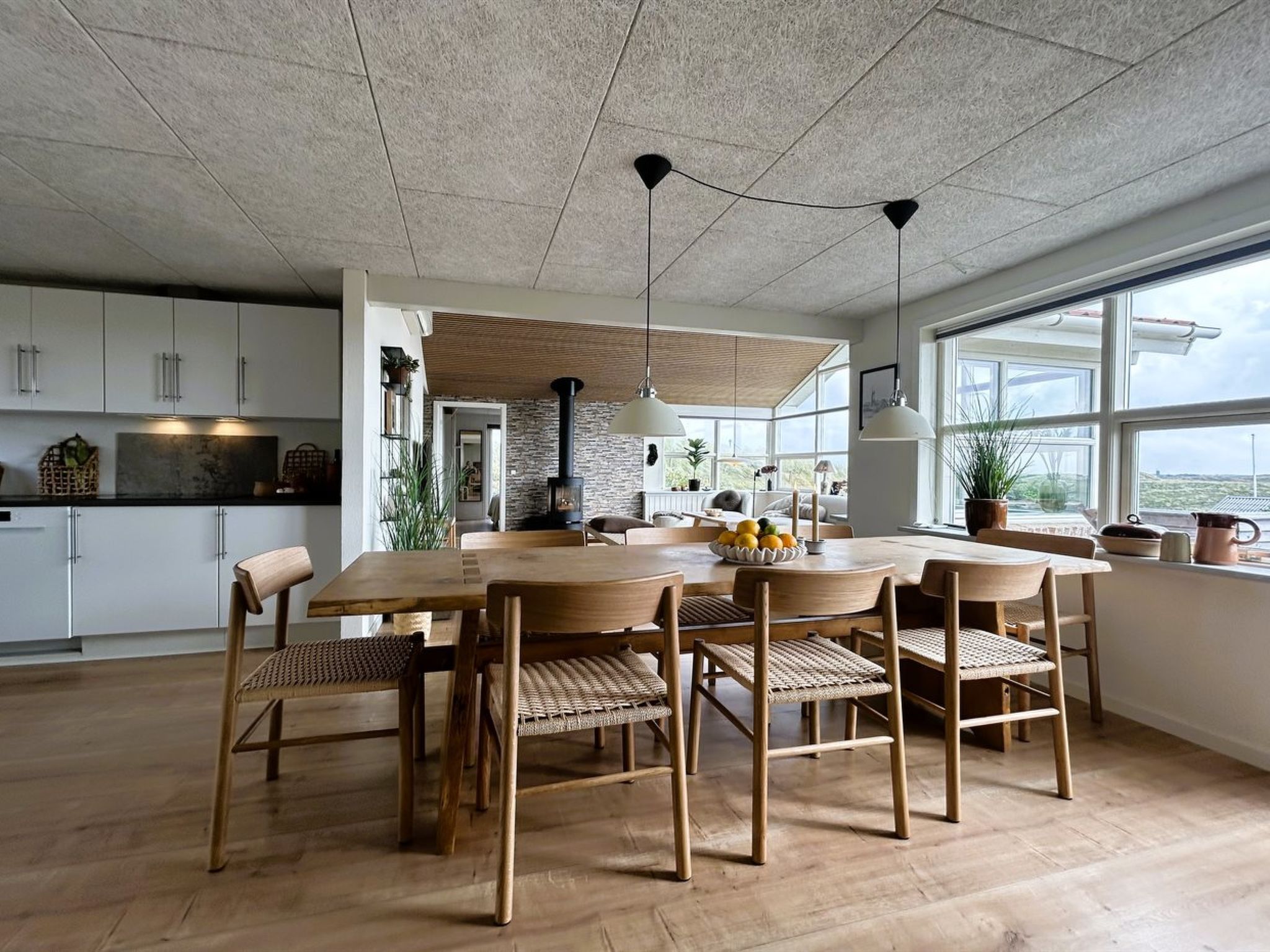 "Ema" - 500m from the sea - Inside