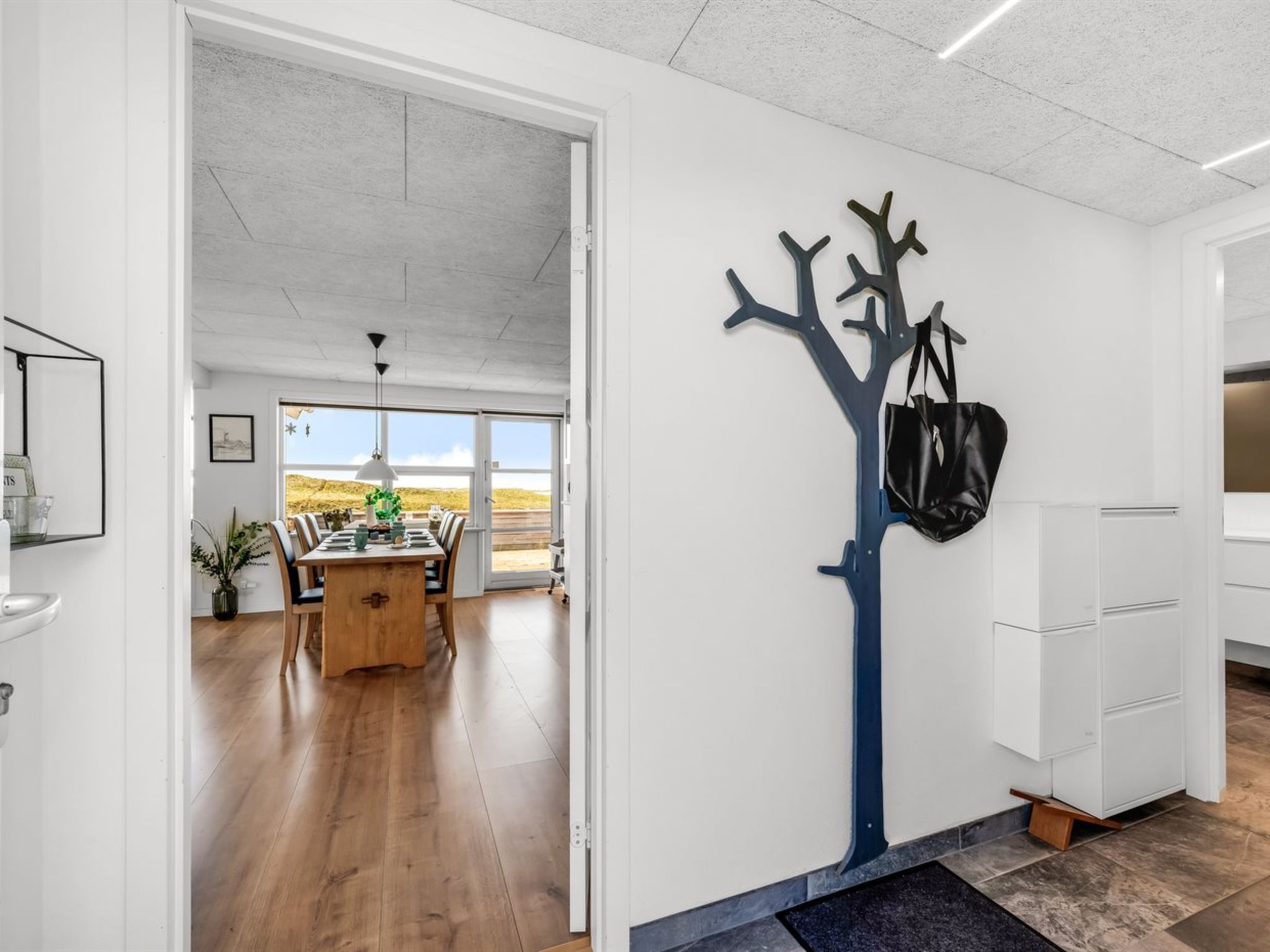 "Ema" - 500m from the sea - Inside