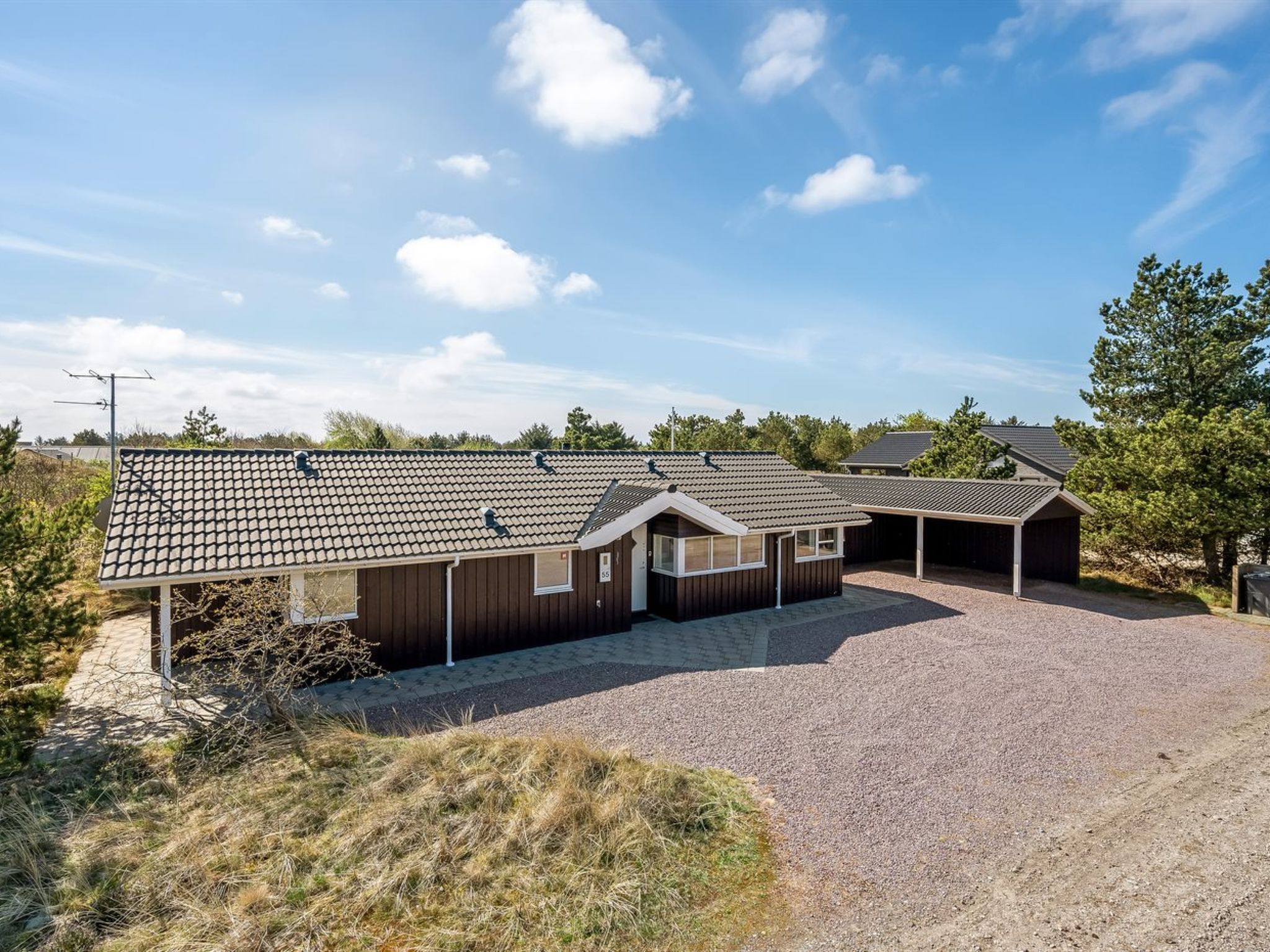 "Arine" - 700m to the fjord-Buiten