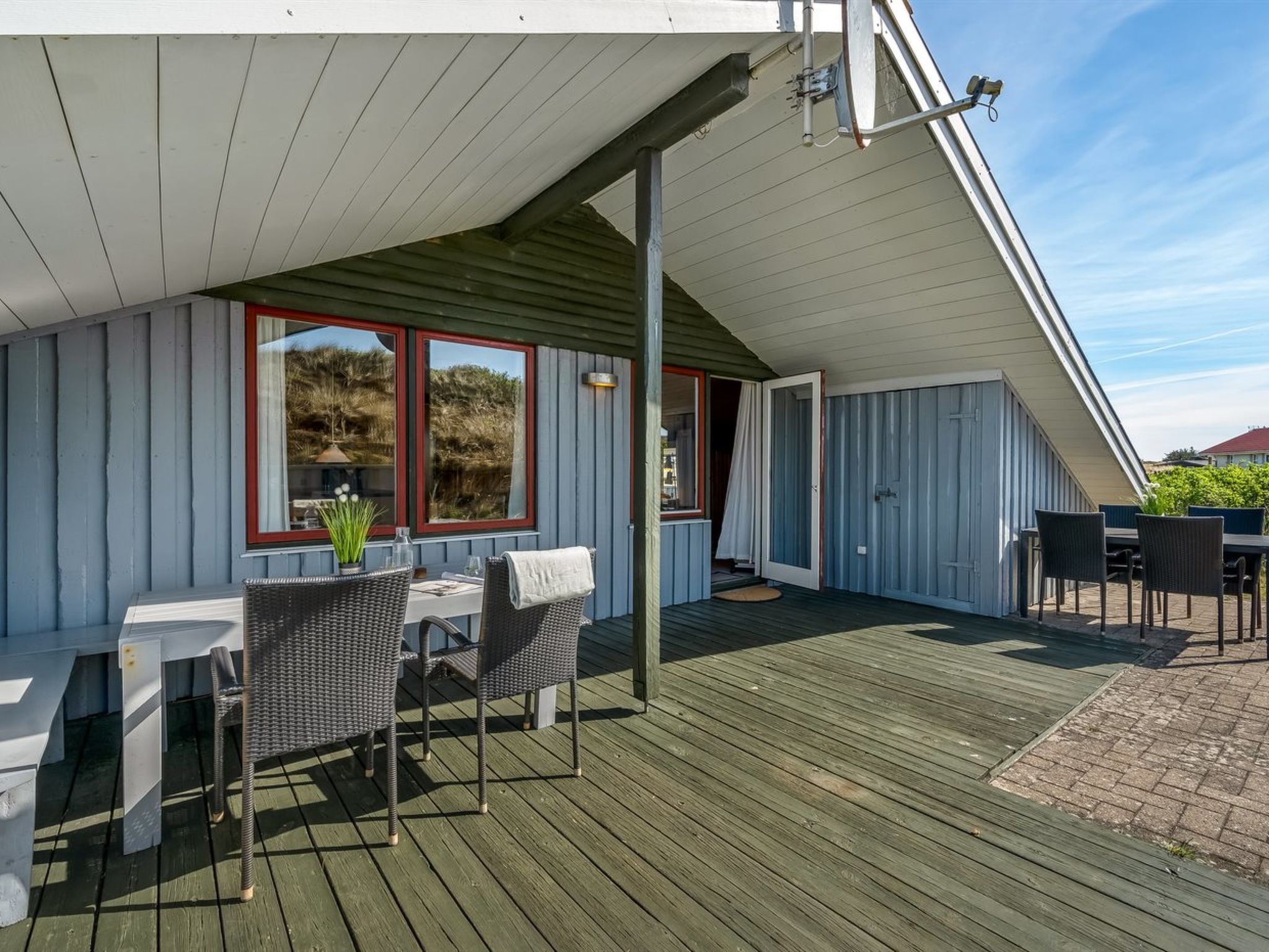 "Flory" - 400m from the sea - Outside
