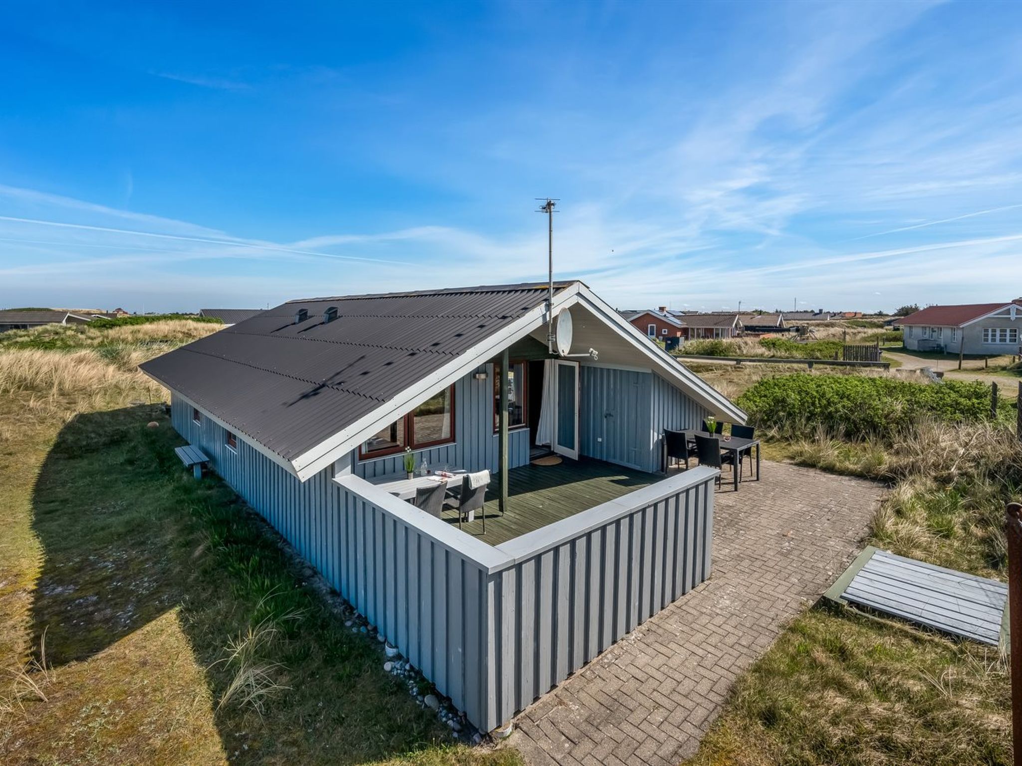 "Flory" - 400m from the sea - Outside