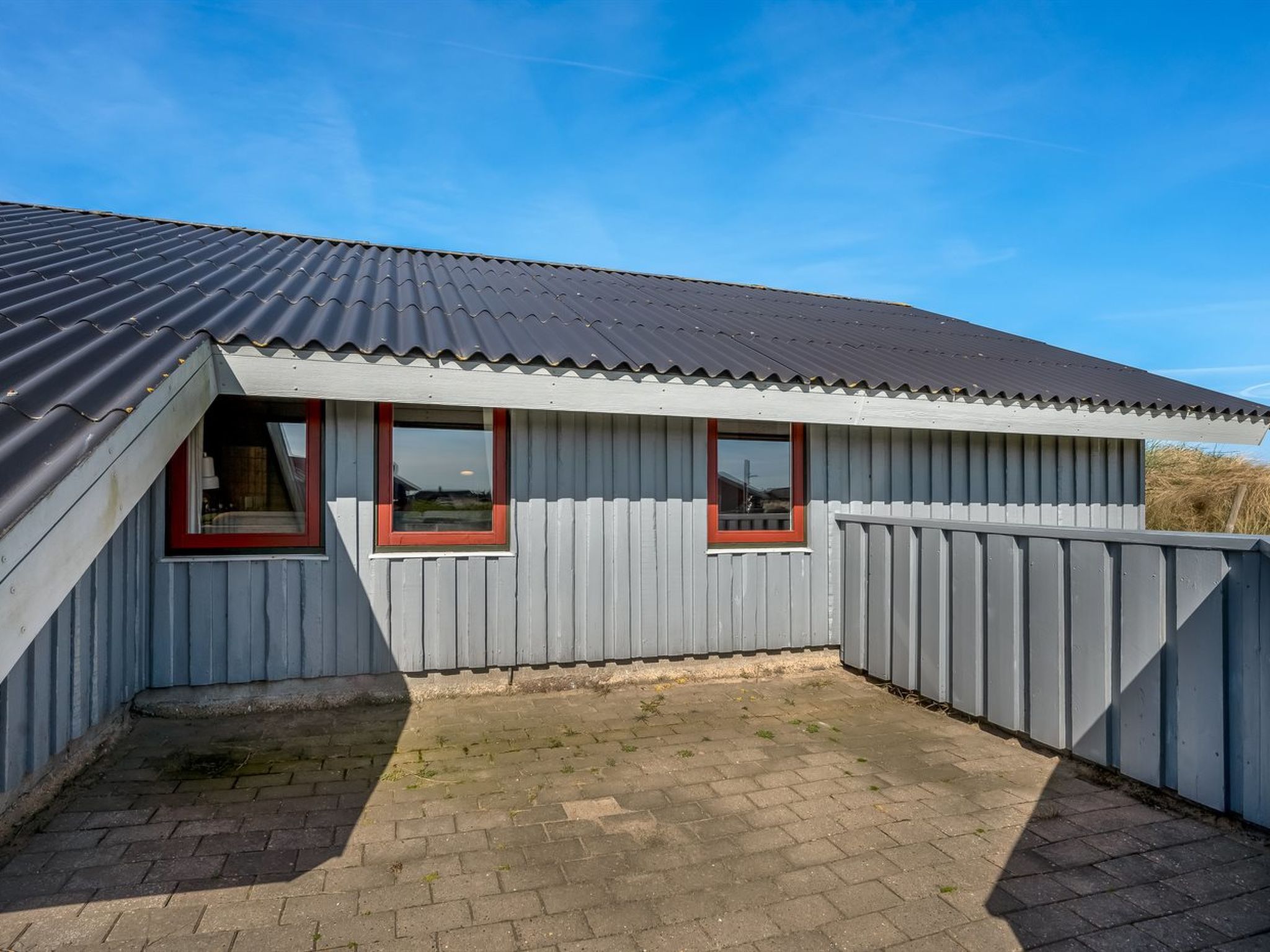 "Flory" - 400m from the sea - Outside