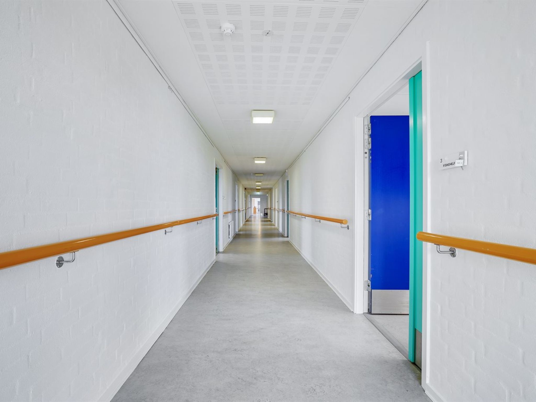 "Martinus" - 5.5km from the sea - Binnen