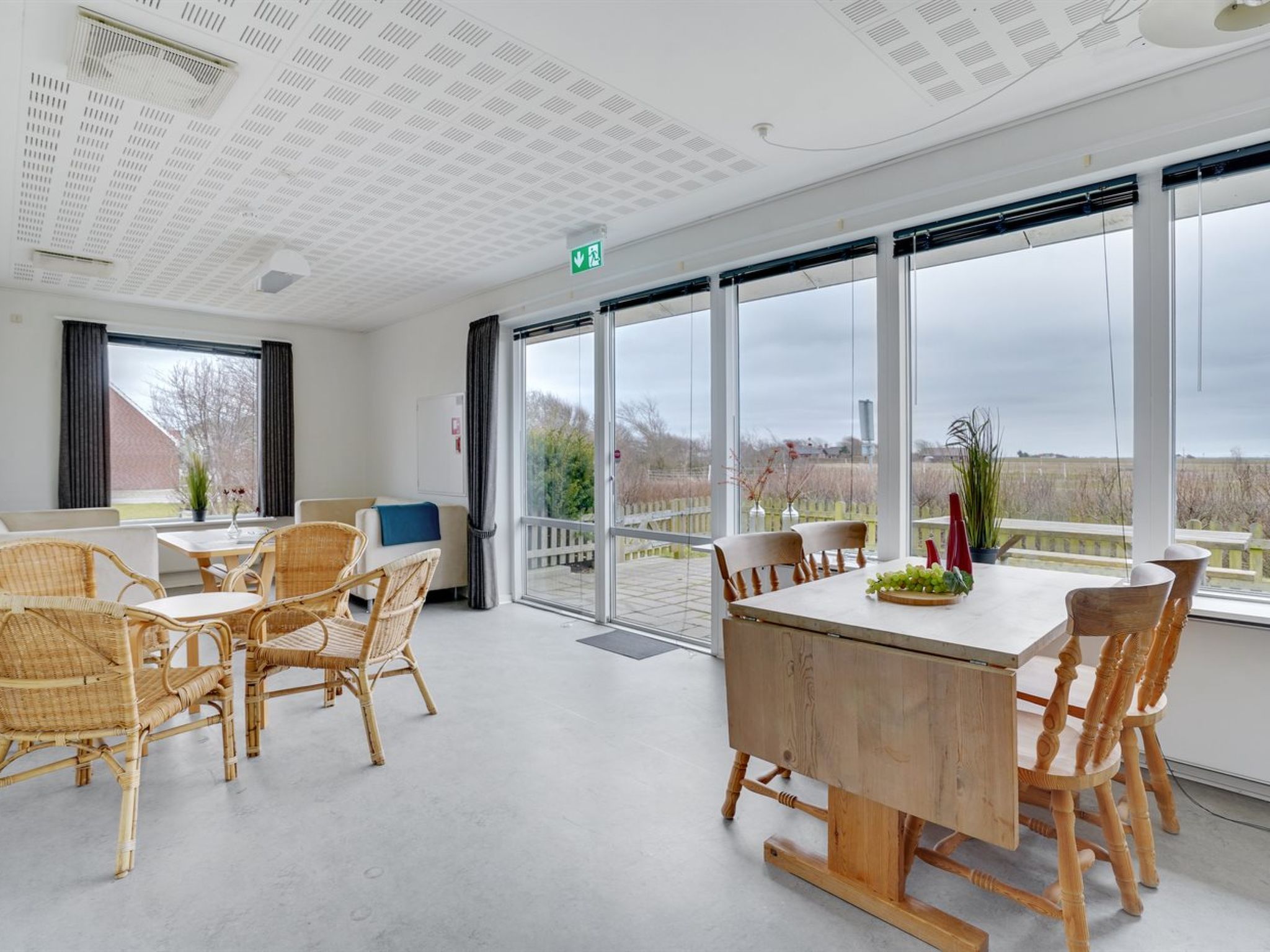 "Martinus" - 5.5km from the sea - Binnen