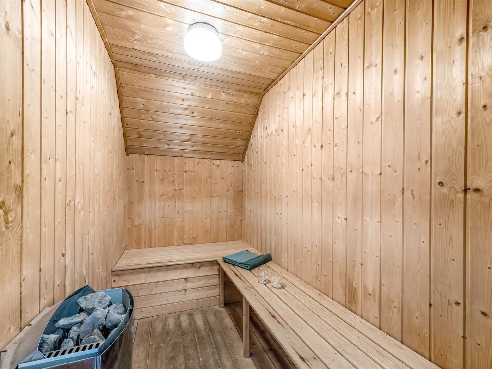 "Hedi" - 900m from the sea - Binnen