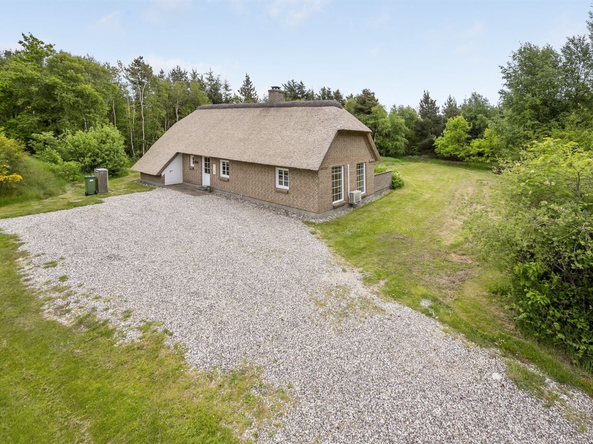 "Osmo" - 900m from the sea - Buiten