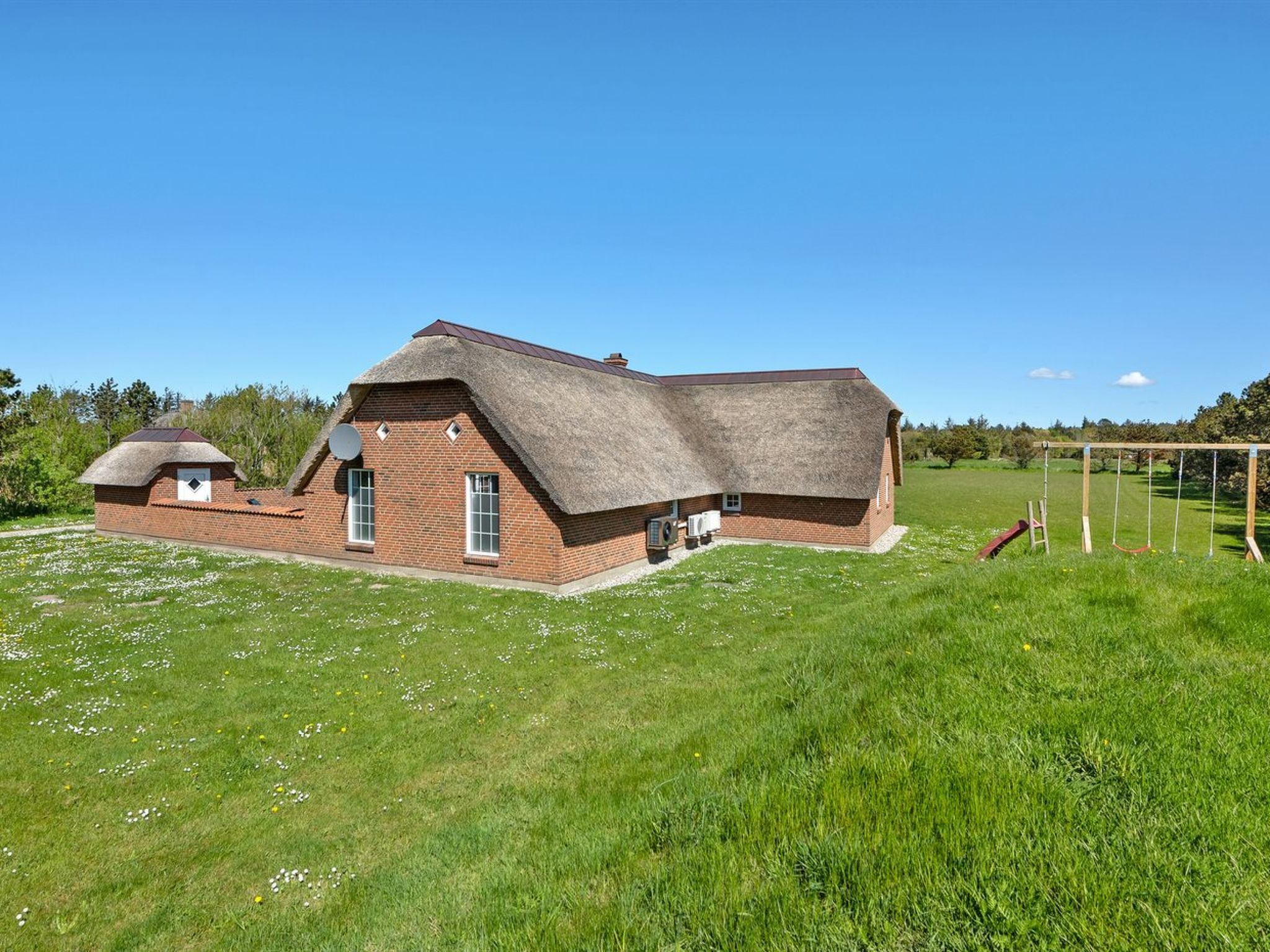 "Jorkin" - 1.8km from the sea - Buiten