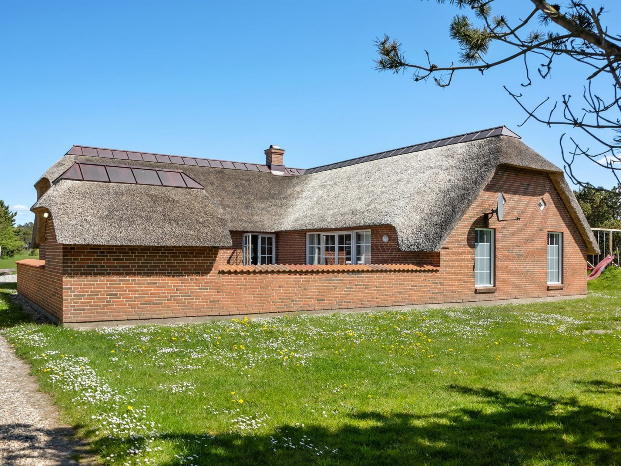 "Jorkin" - 1.8km from the sea - Buiten