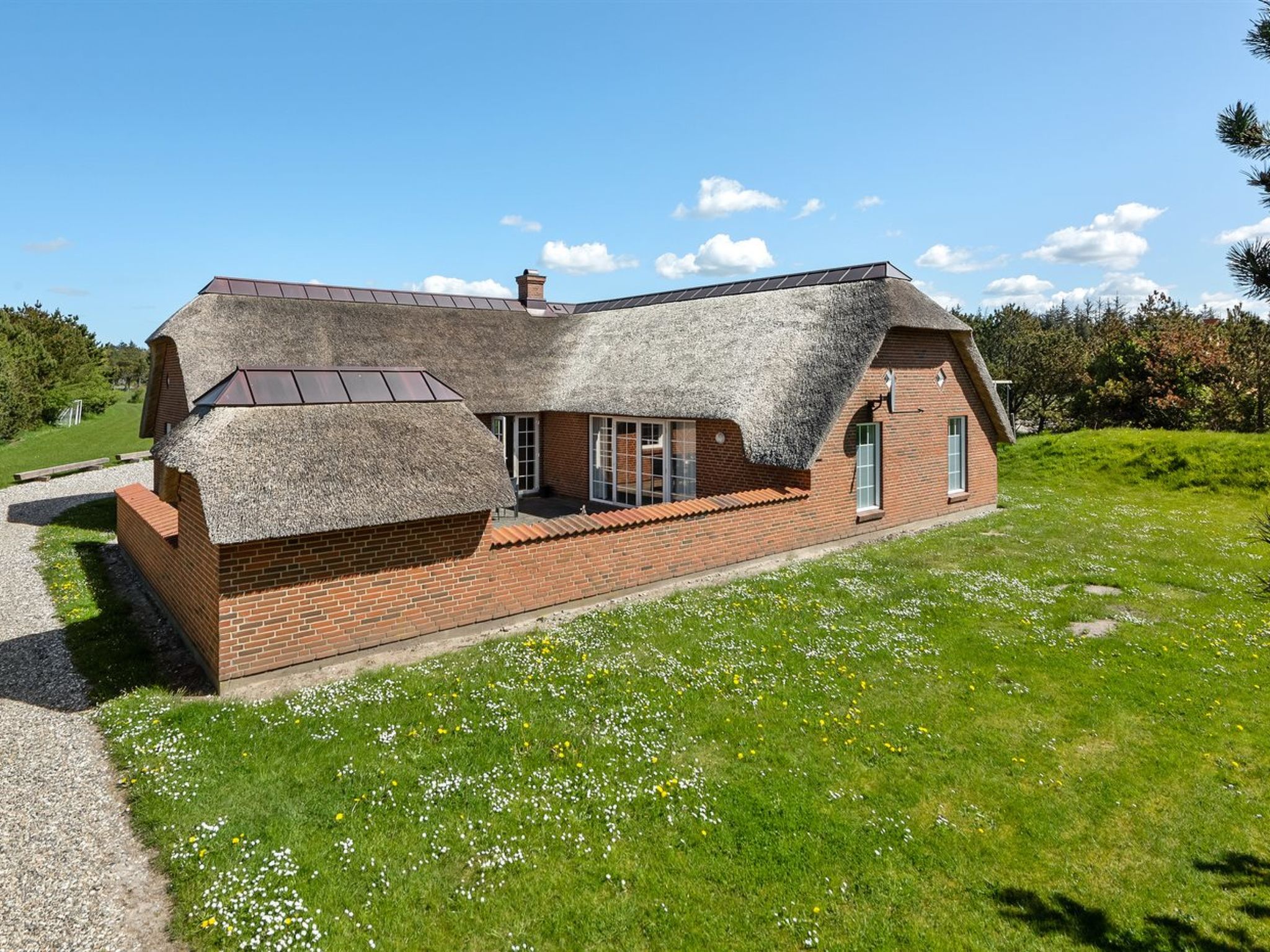 "Jorkin" - 1.8km from the sea - Buiten
