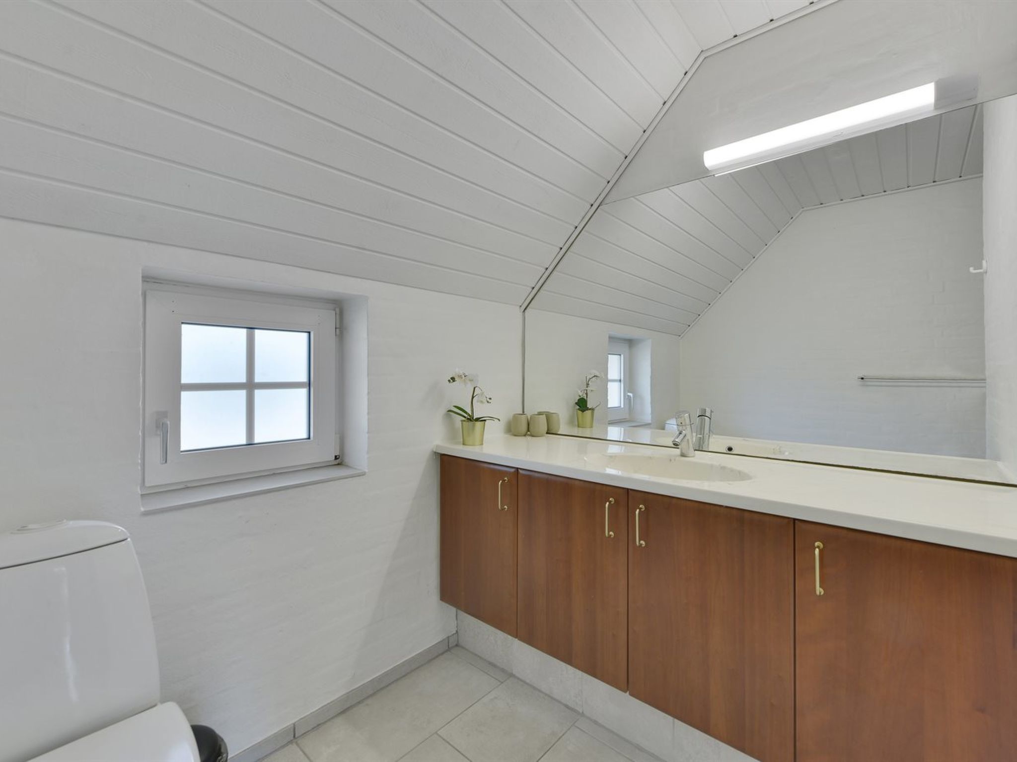 "Jorkin" - 1.8km from the sea - Binnen