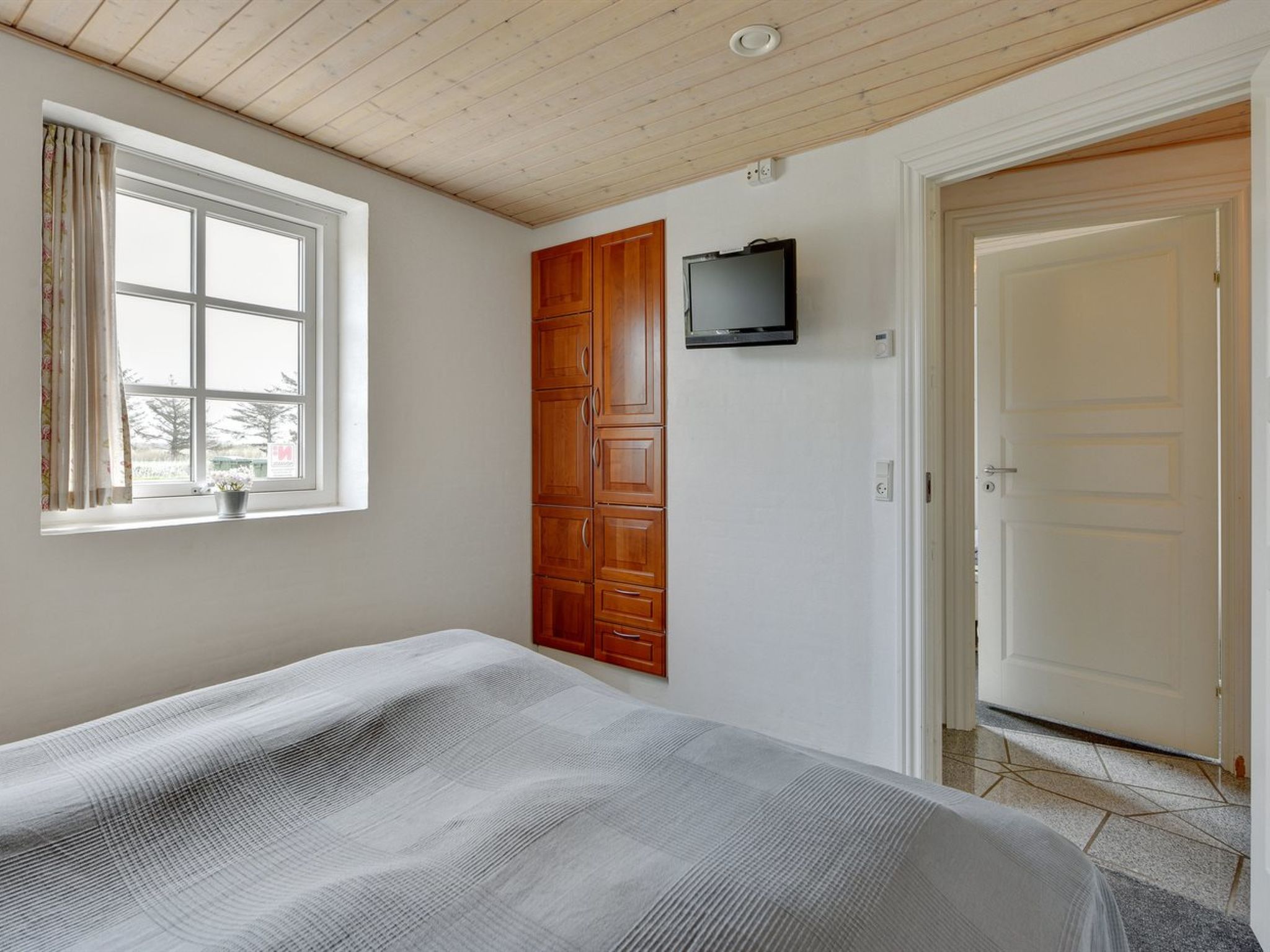 "Barrit" - 2.5km from the sea-Binnen
