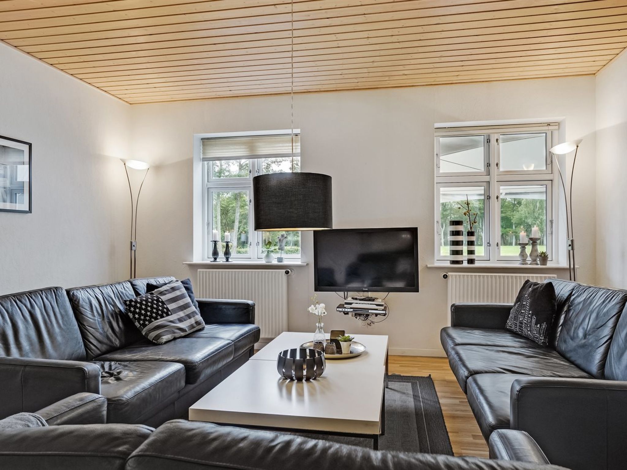 "Eini" - 4.5km from the sea - Drinnen