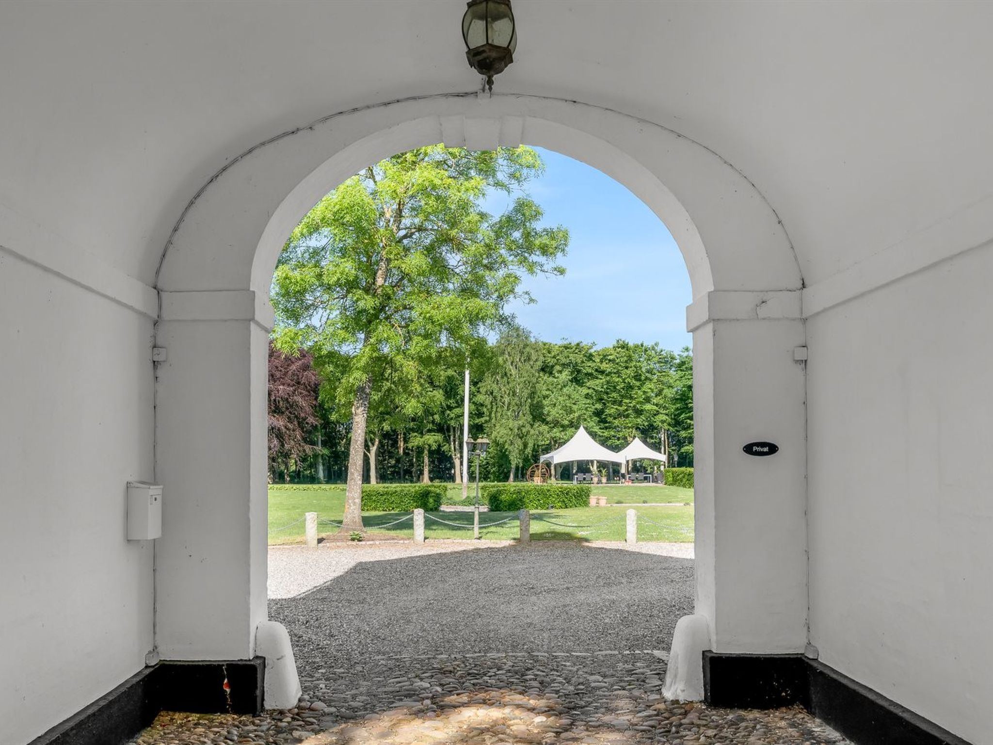 "Eini" - 4.5km from the sea - Drinnen