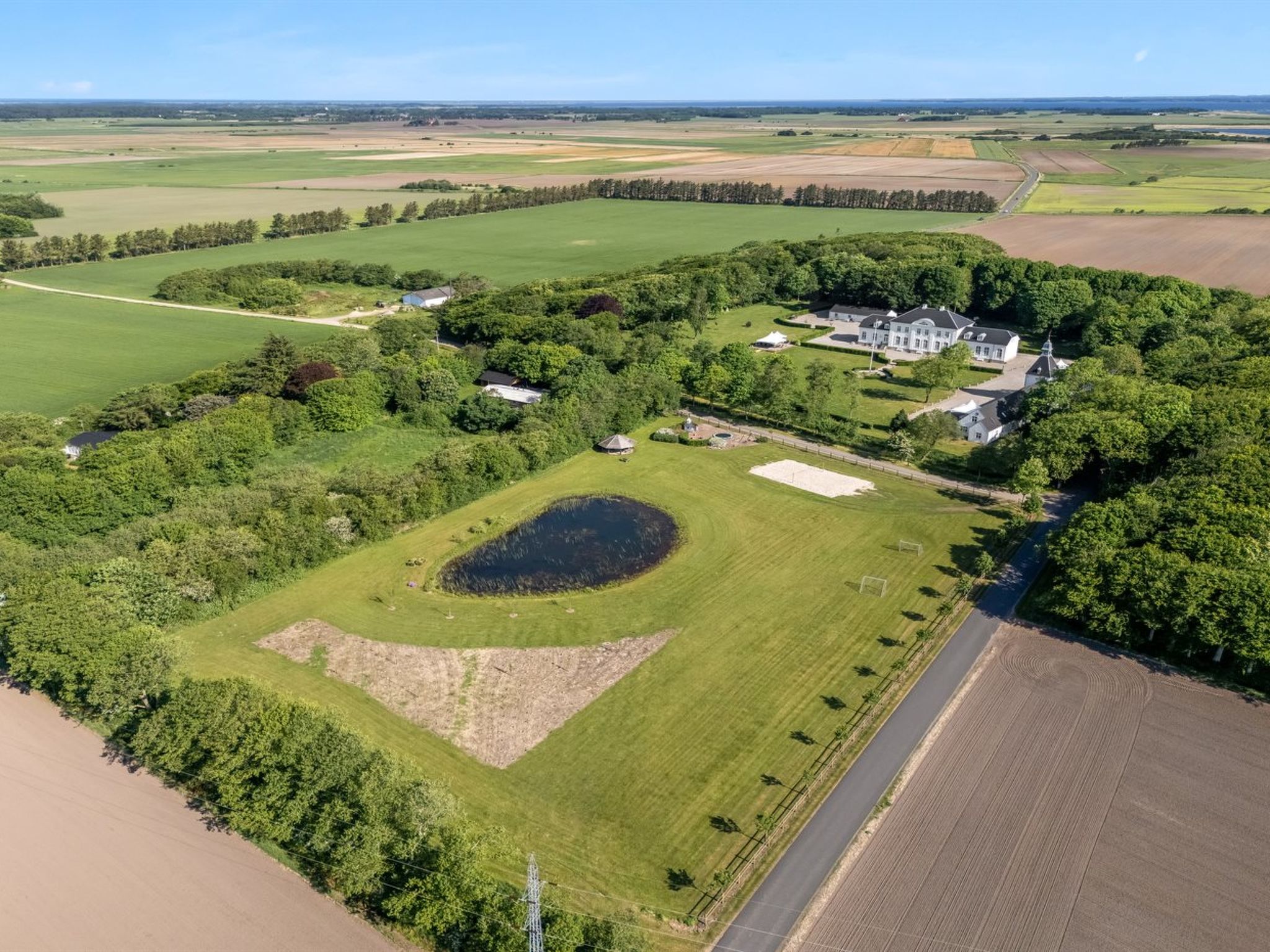 "Eini" - 4.5km from the sea - Draußen