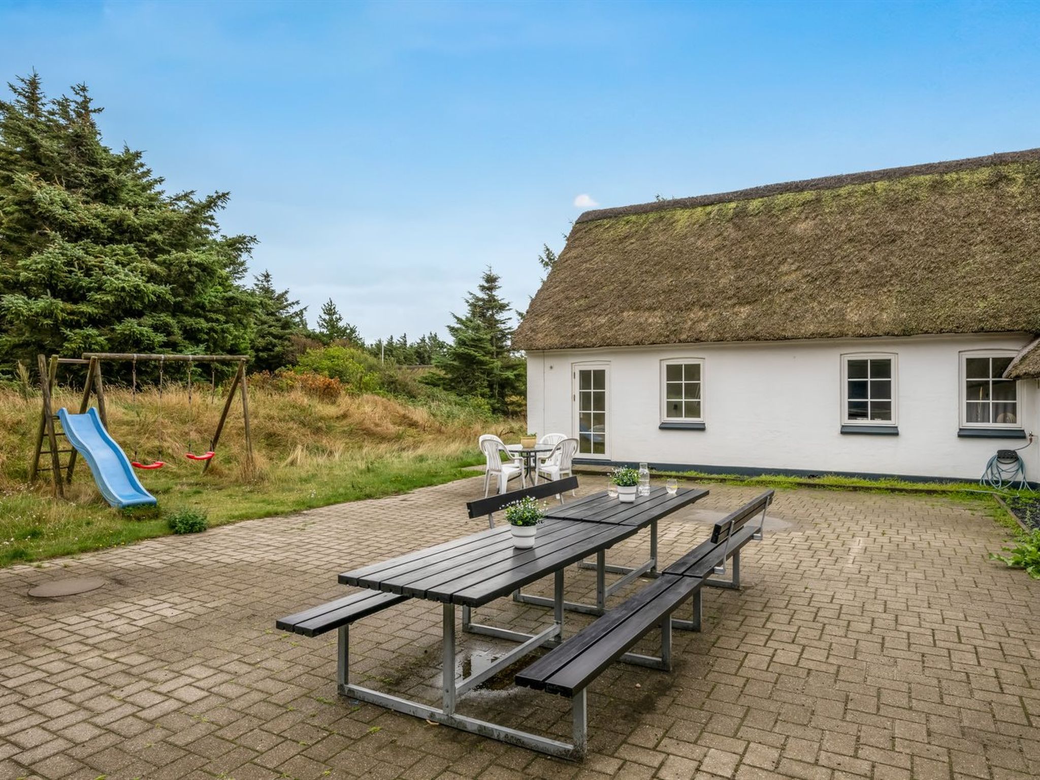 "Cornelius" - 900m from the sea - Buiten