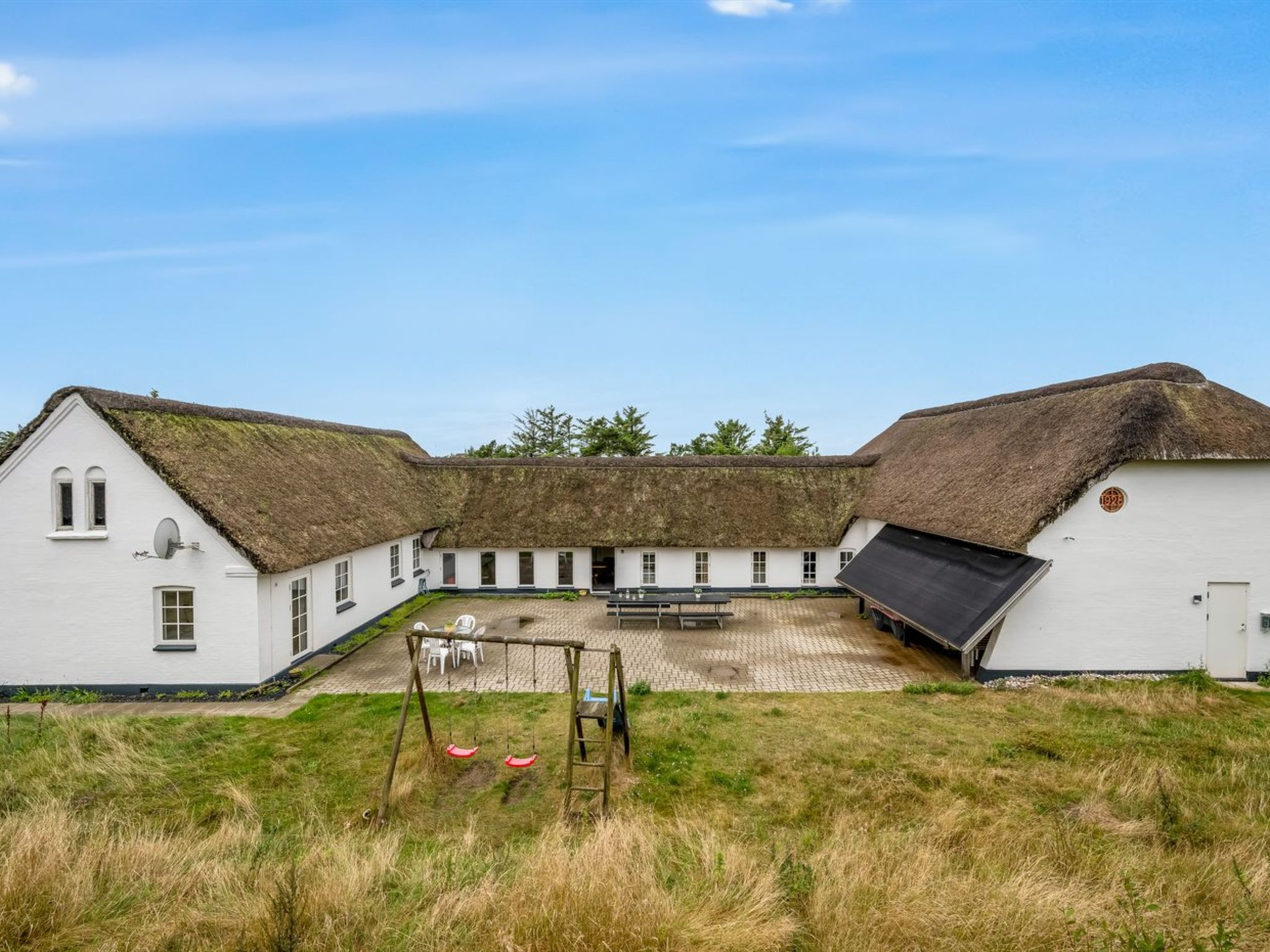 "Cornelius" - 900m from the sea - Buiten