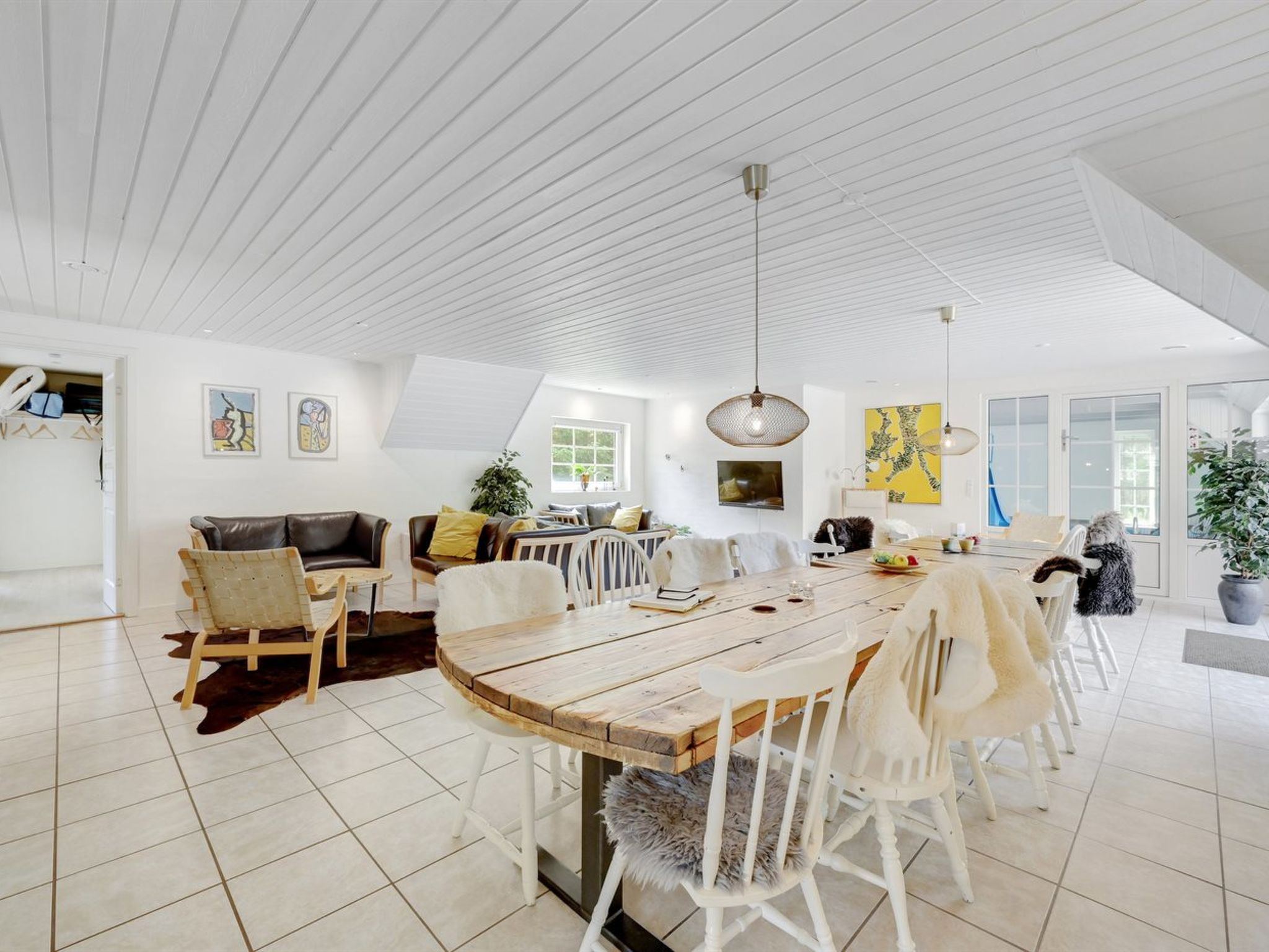 "Erla" - 2.3km from the sea - Binnen