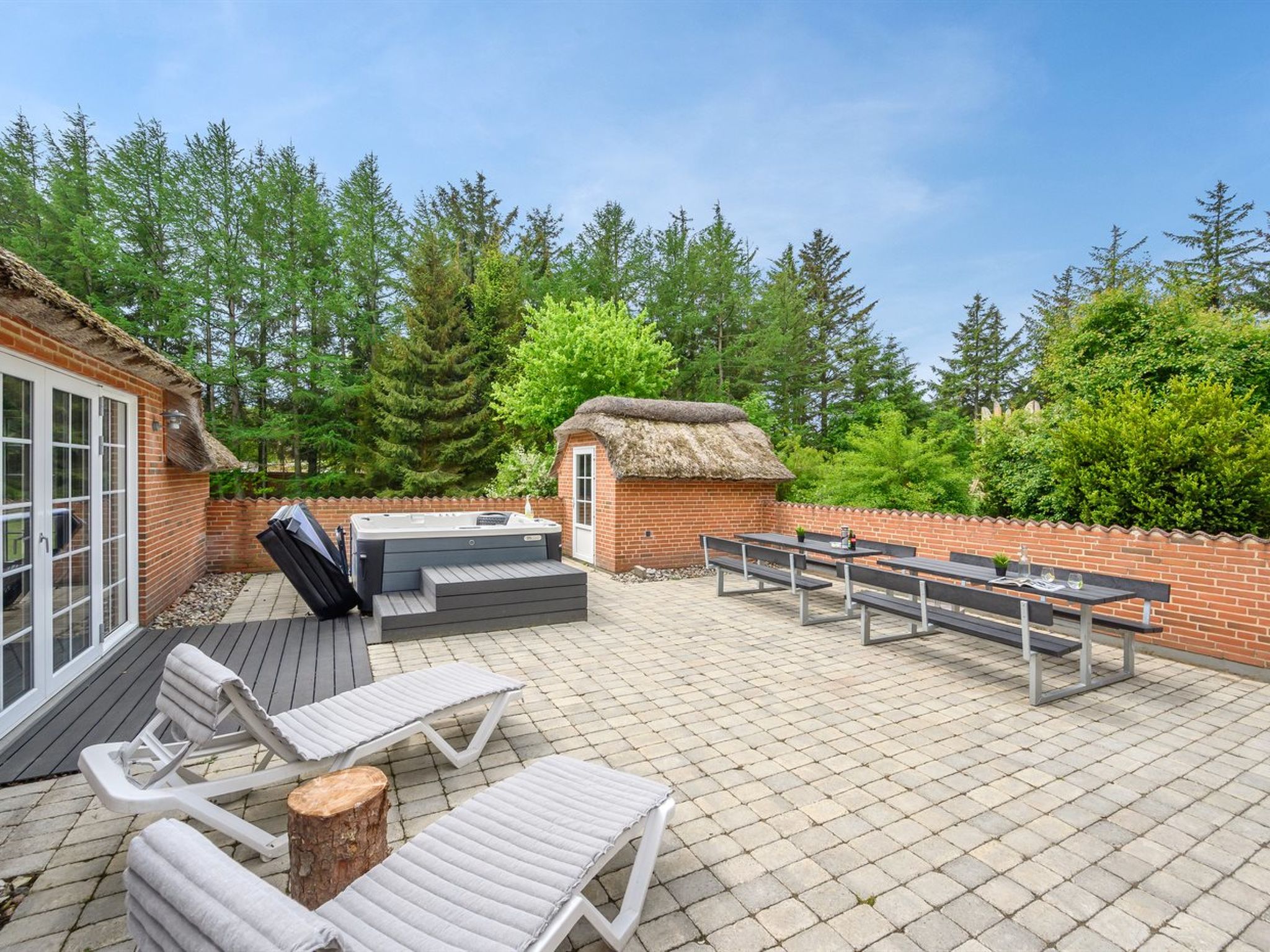 "Erla" - 2.3km from the sea - Buiten