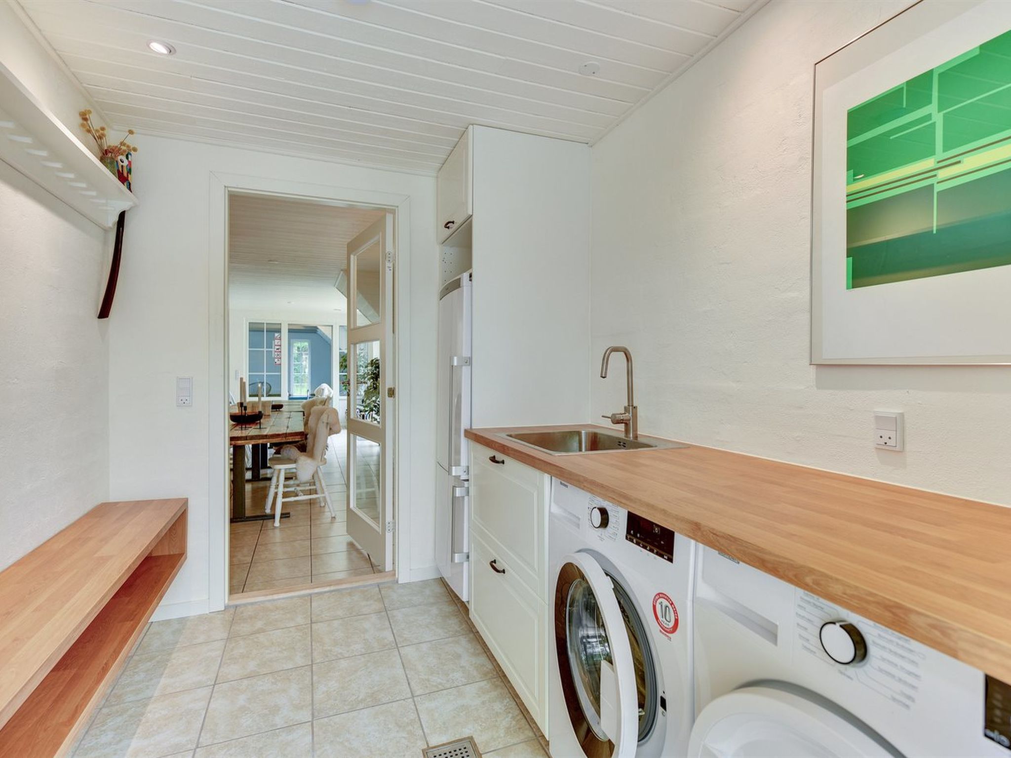 "Erla" - 2.3km from the sea - Binnen
