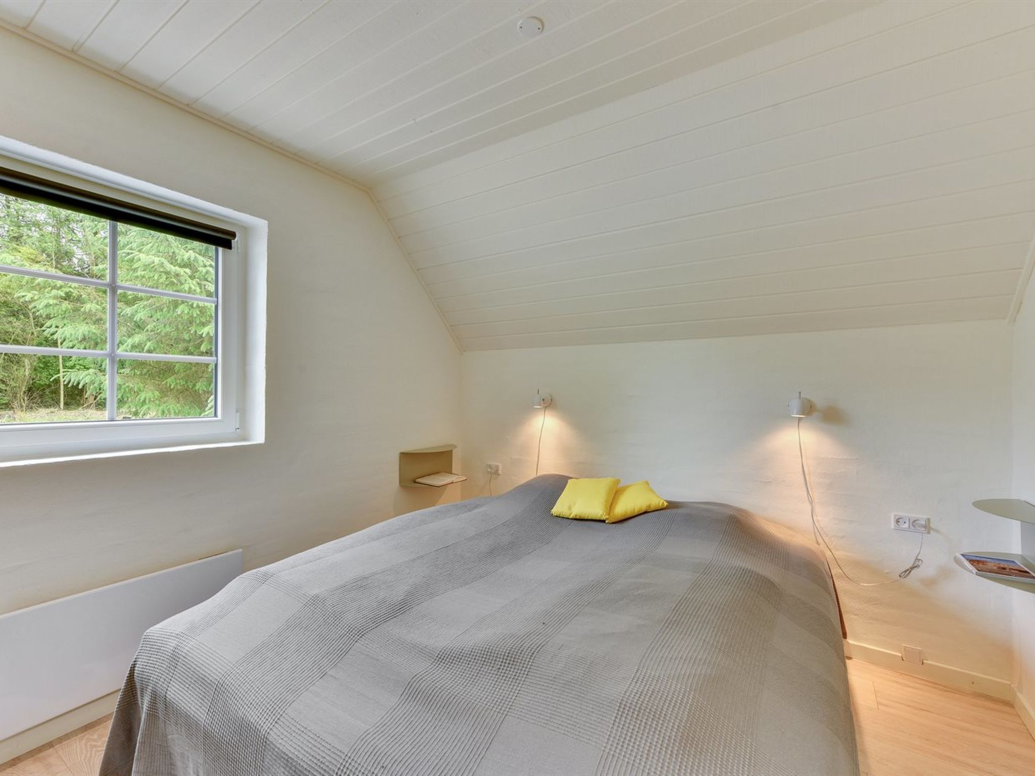 "Erla" - 2.3km from the sea - Binnen