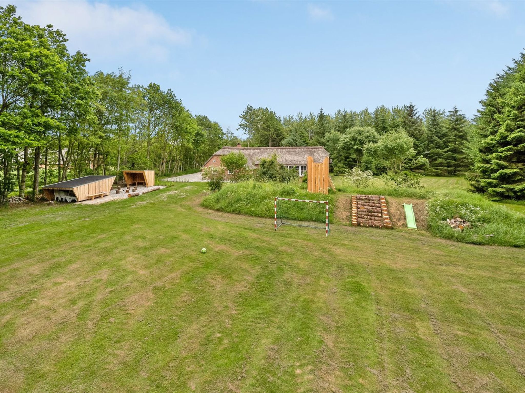 "Erla" - 2.3km from the sea - Buiten