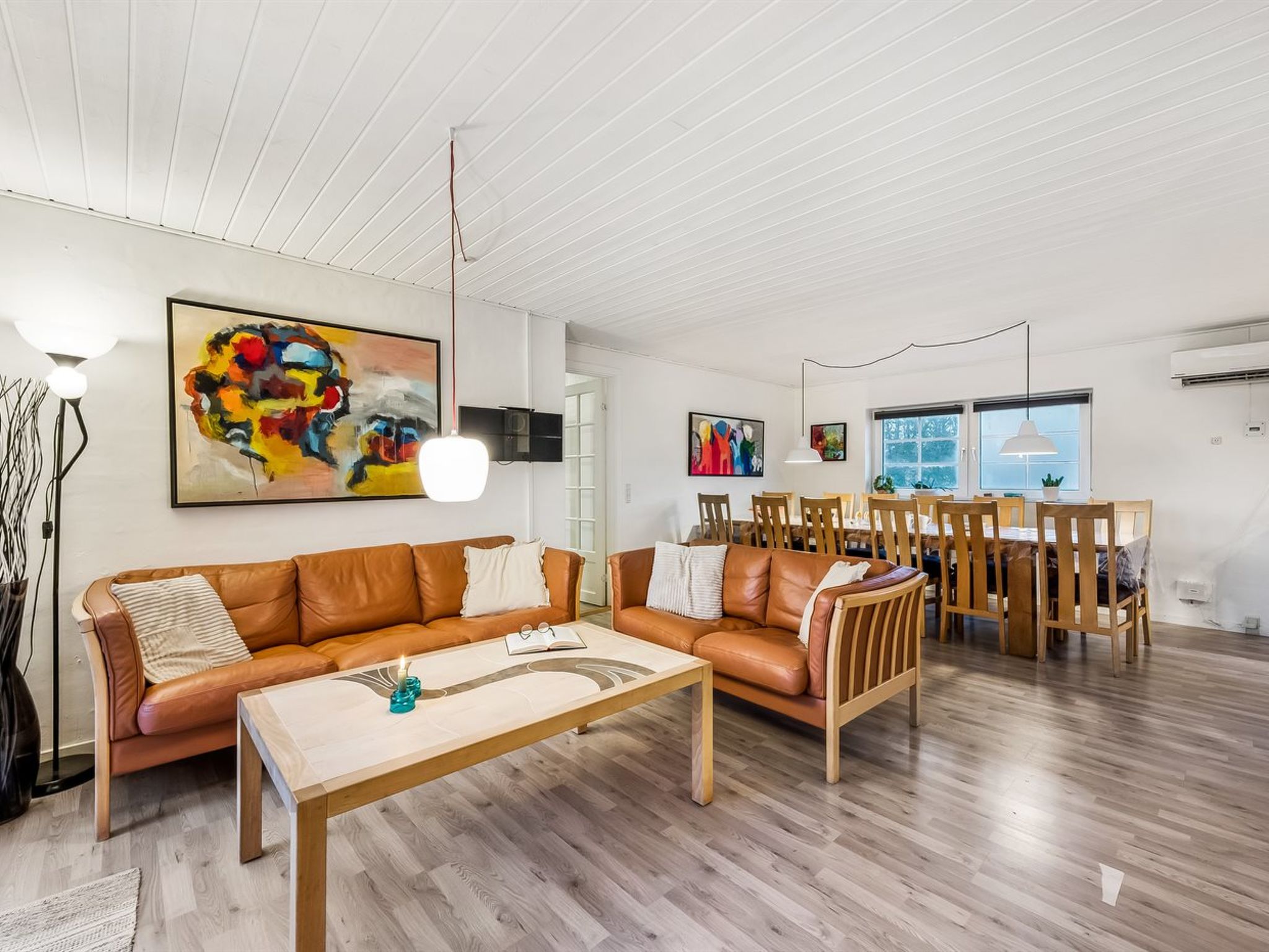 "Aane" - 1.8km from the sea - Inside