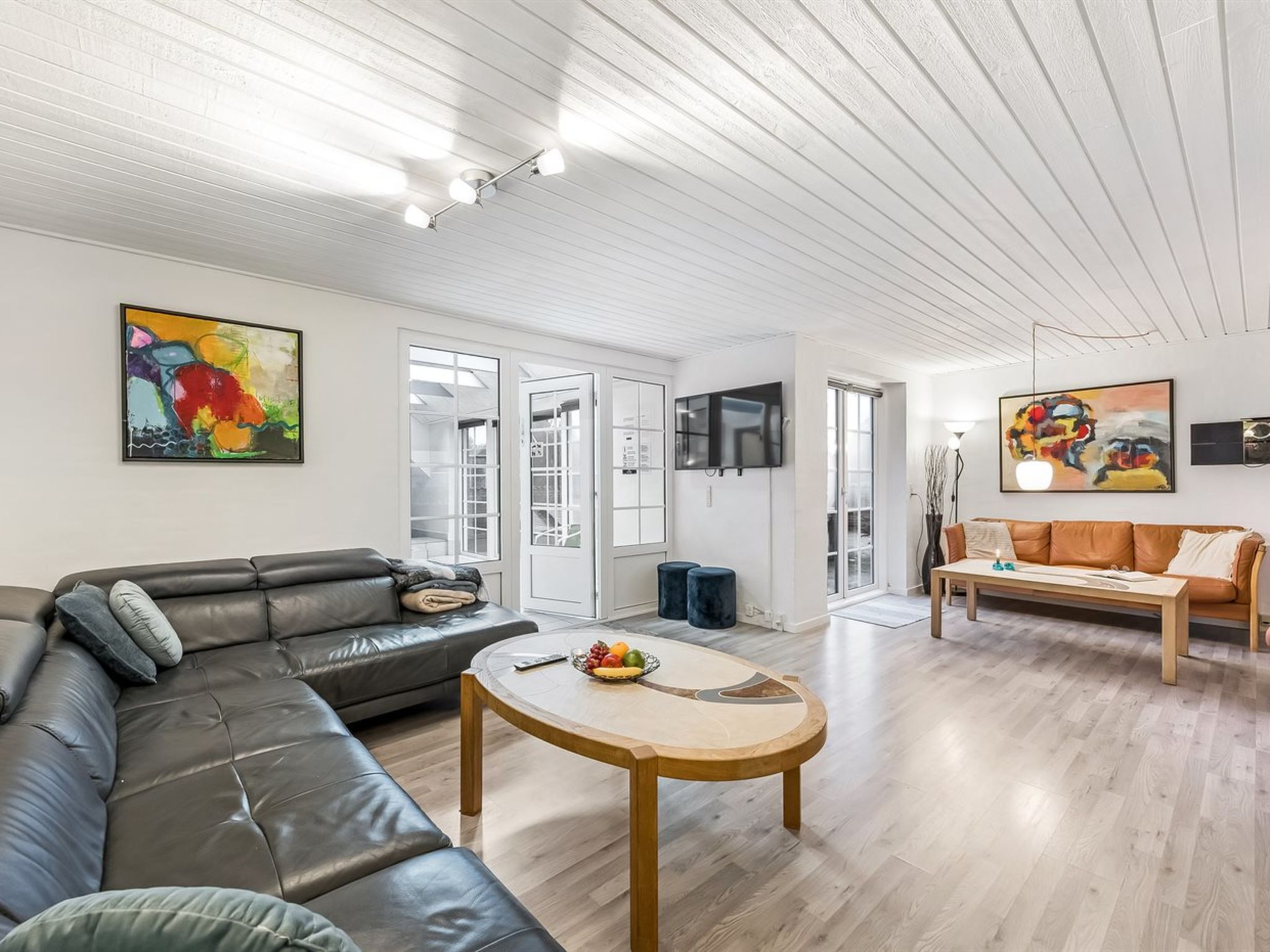 "Aane" - 1.8km from the sea - Inside