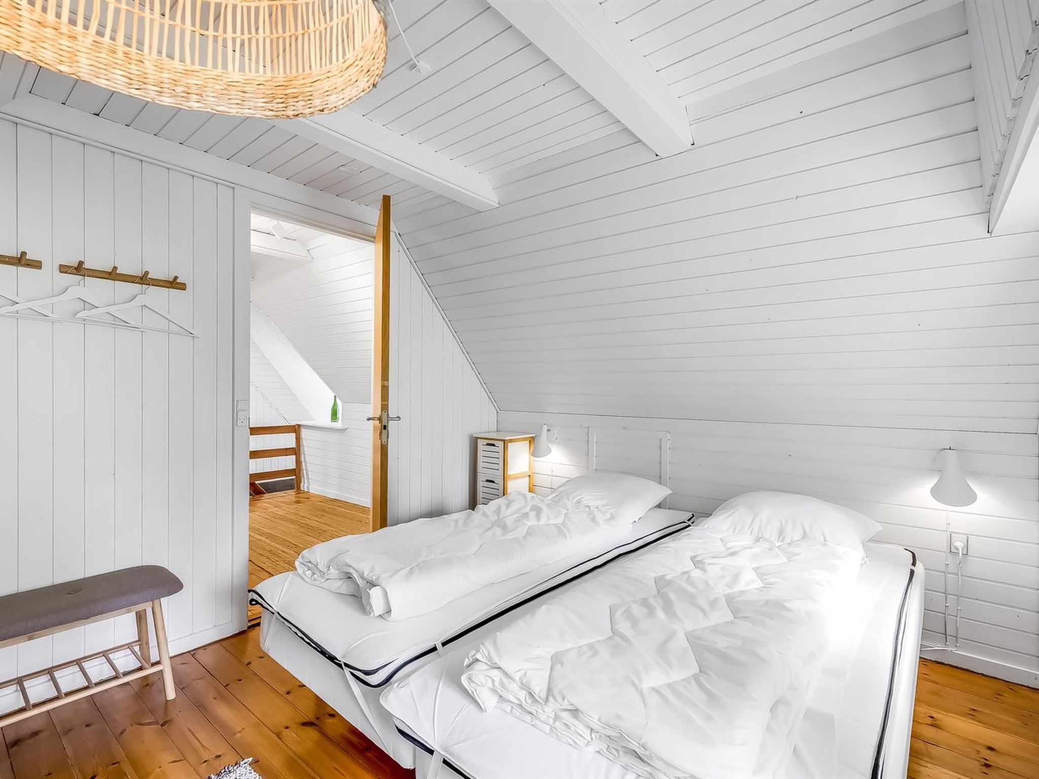 "Alkil" - 1.7km from the sea - Drinnen