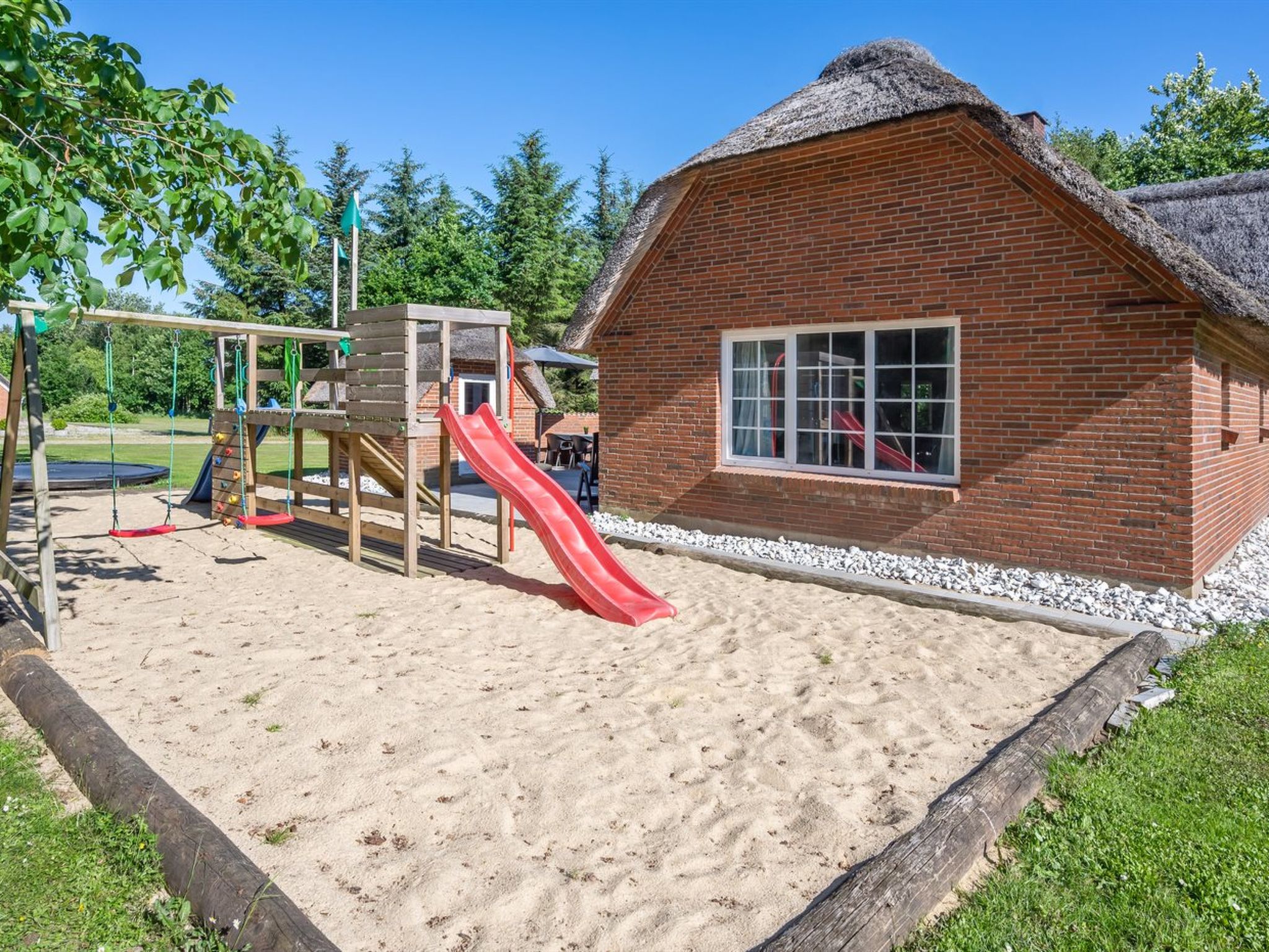 "Thana" - 1.4km from the sea - Buiten